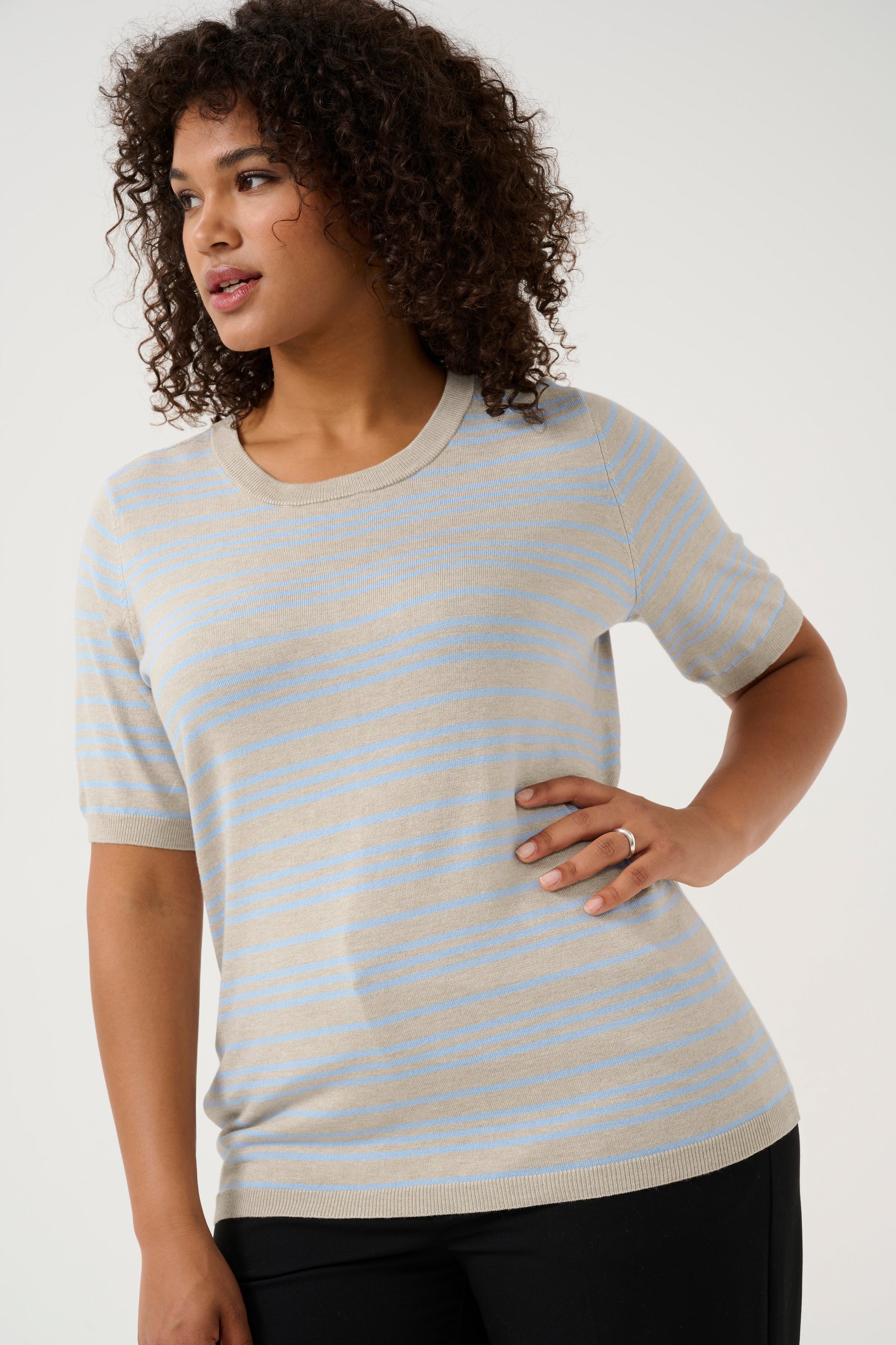 KClizzy T-shirt LOOKBOOK DETAIL 10582914-107231