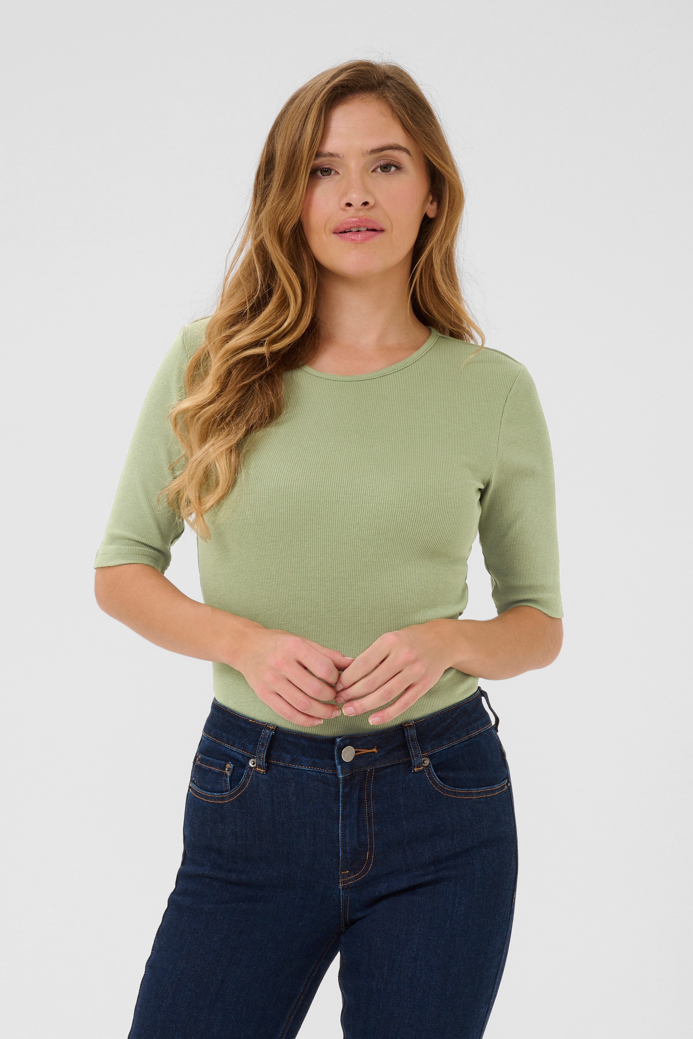 KAcarna T-shirt LOOKBOOK FRONT 10508766-170115