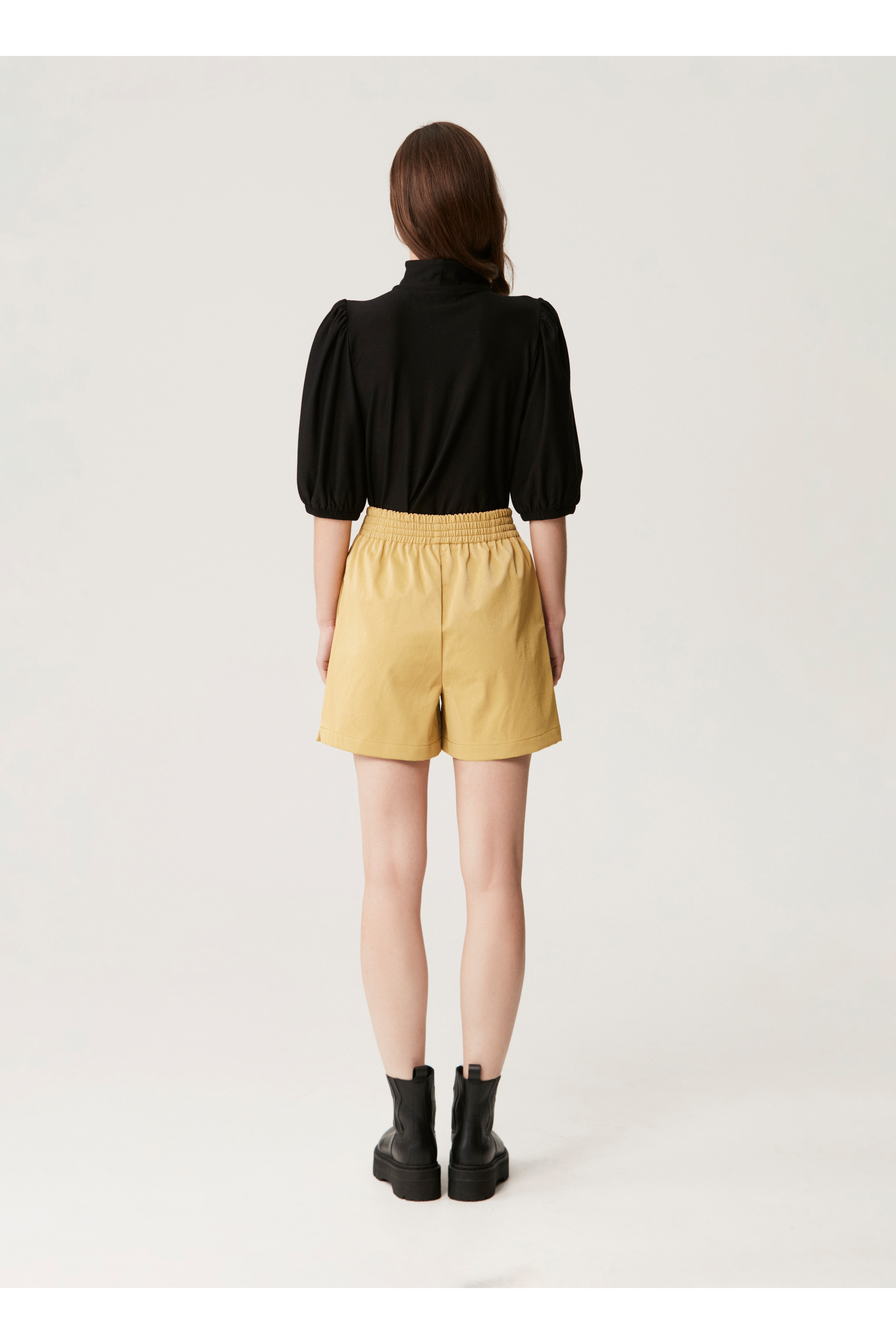 RifaGZ ss zipper T-shirt LOOKBOOK BACK 10905428-100017
