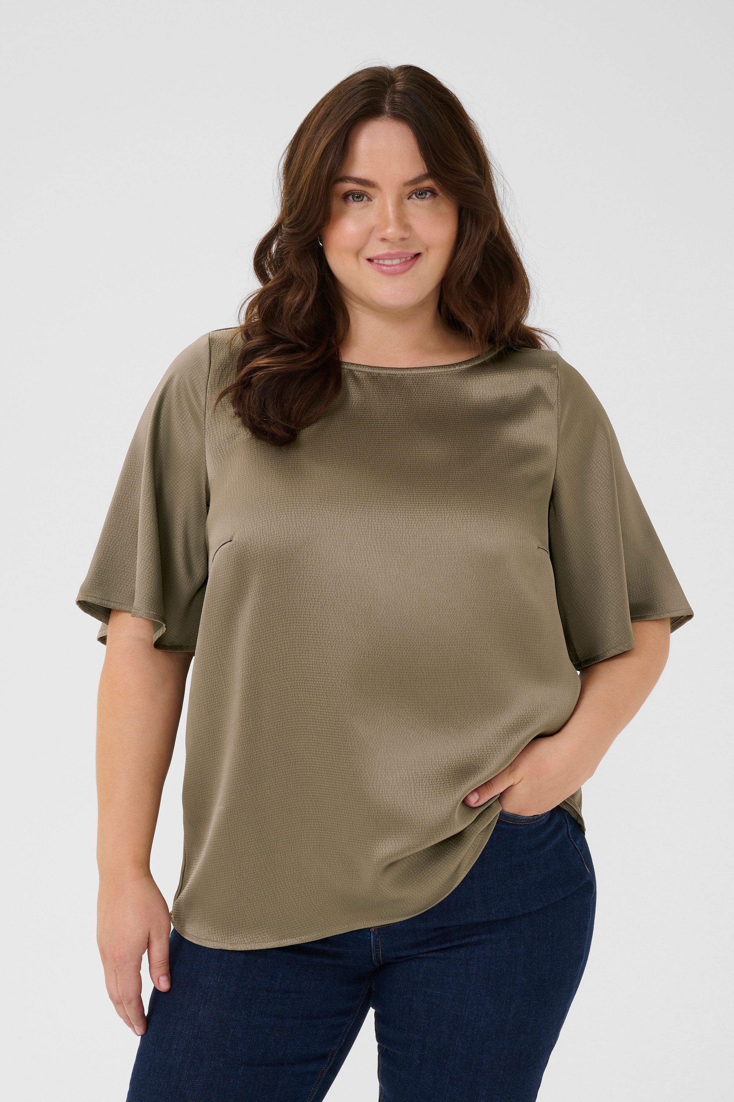 KCdina Bluse LOOKBOOK FRONT 10583873-190808