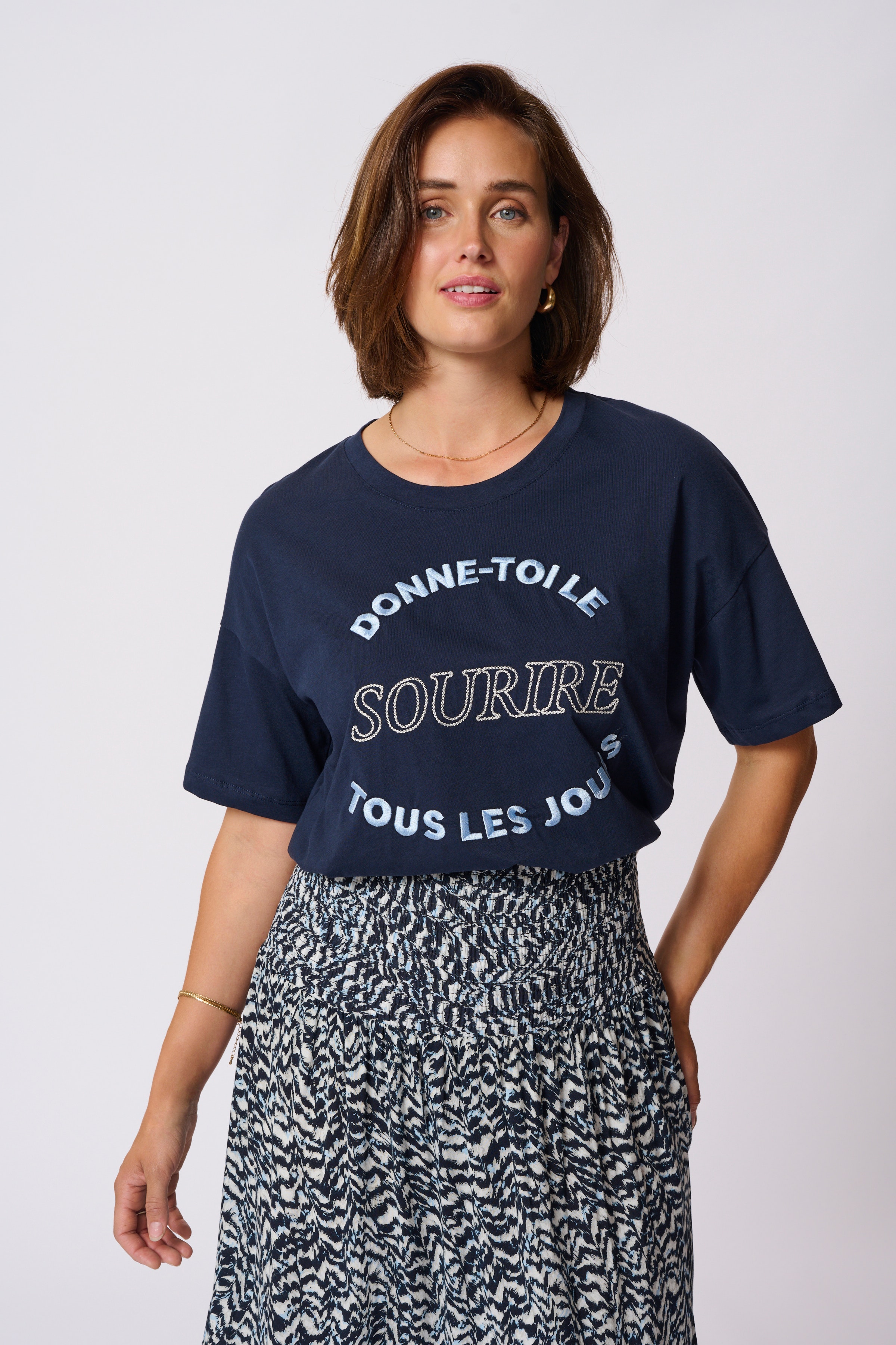 KAlunda T-shirt LOOKBOOK FRONT 10509999-194020