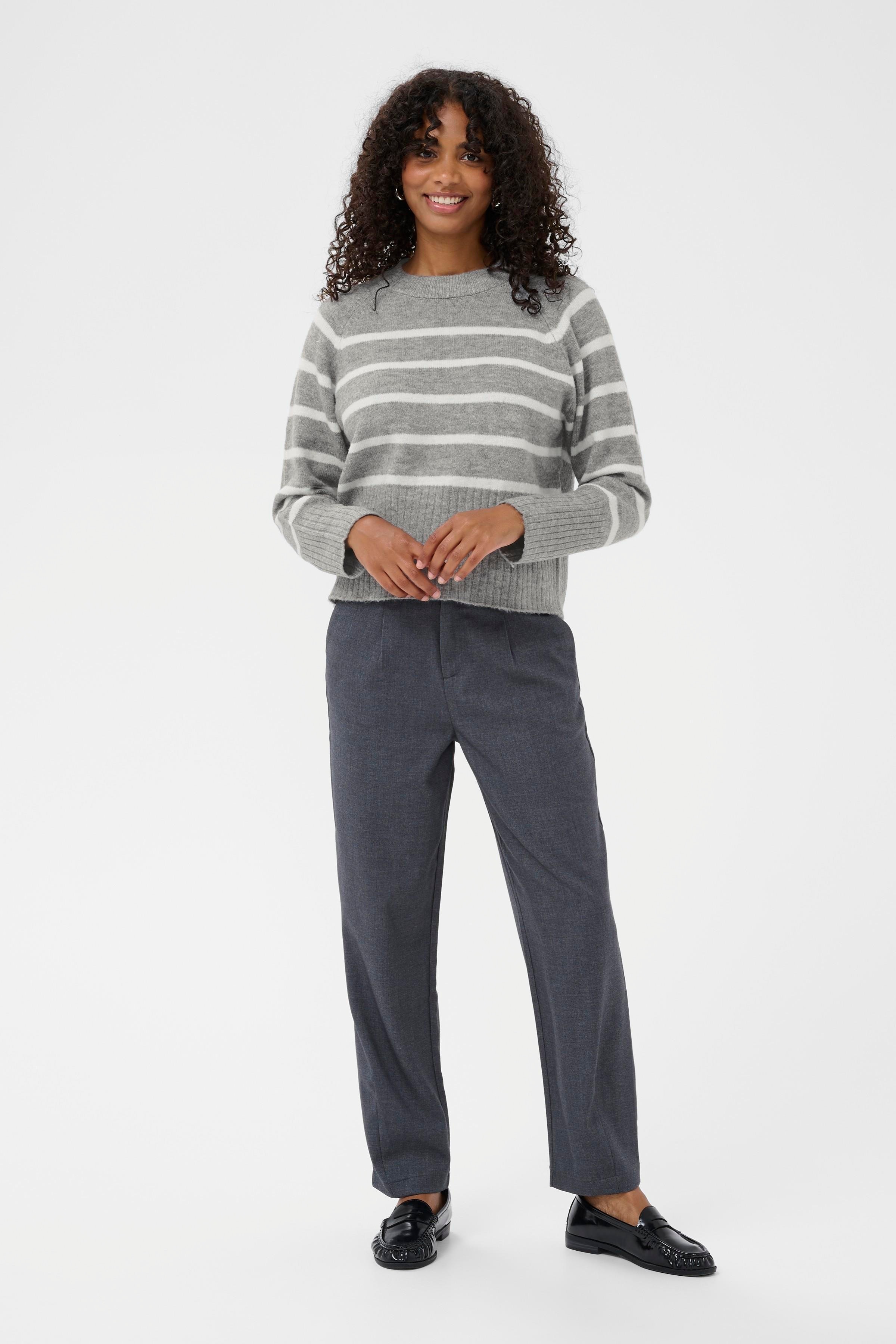 KAerin Pullover LOOKBOOK FRONT 10510939-108599