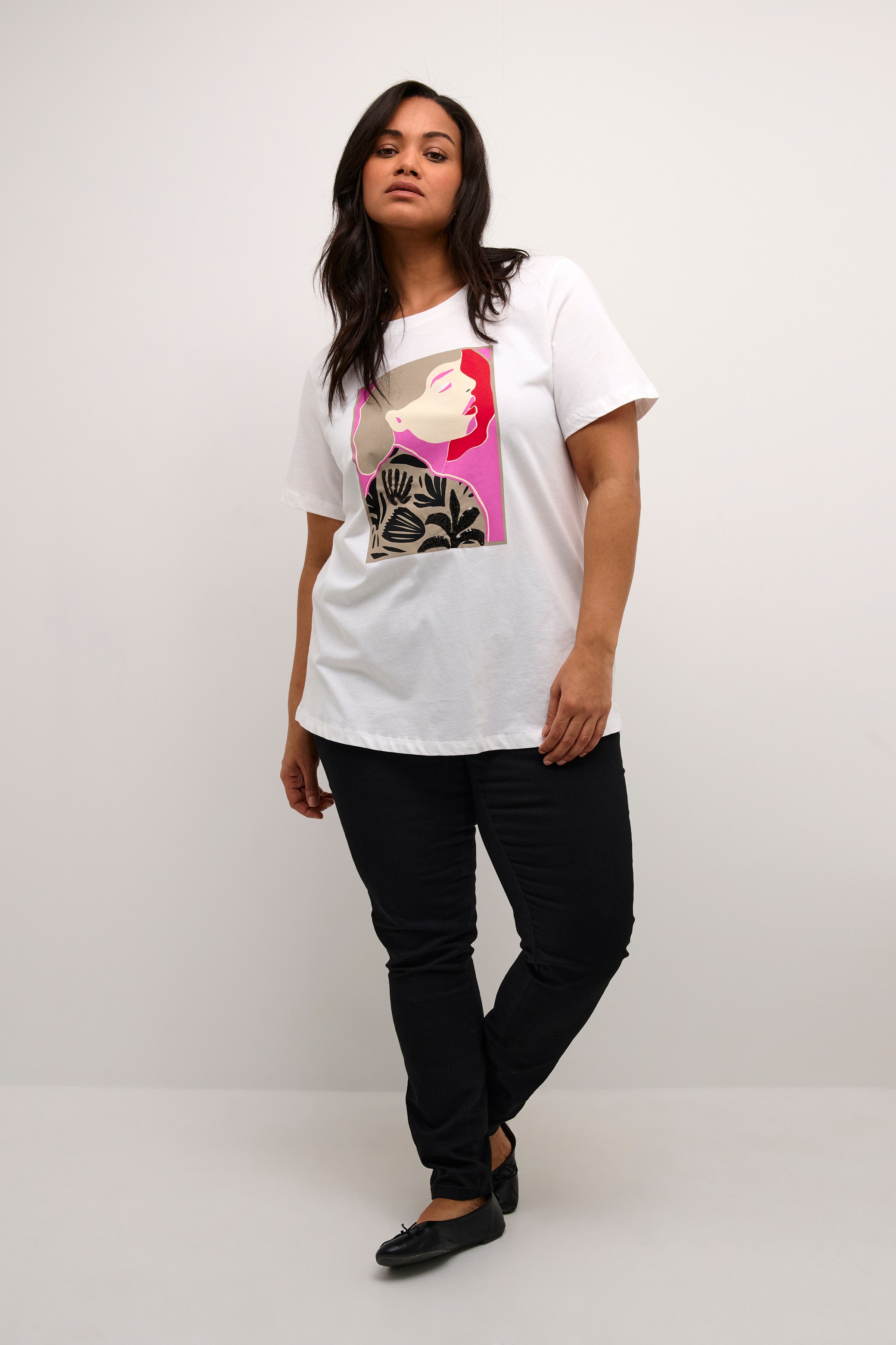 KCamina T-shirt LOOKBOOK FRONT 10581965-105302