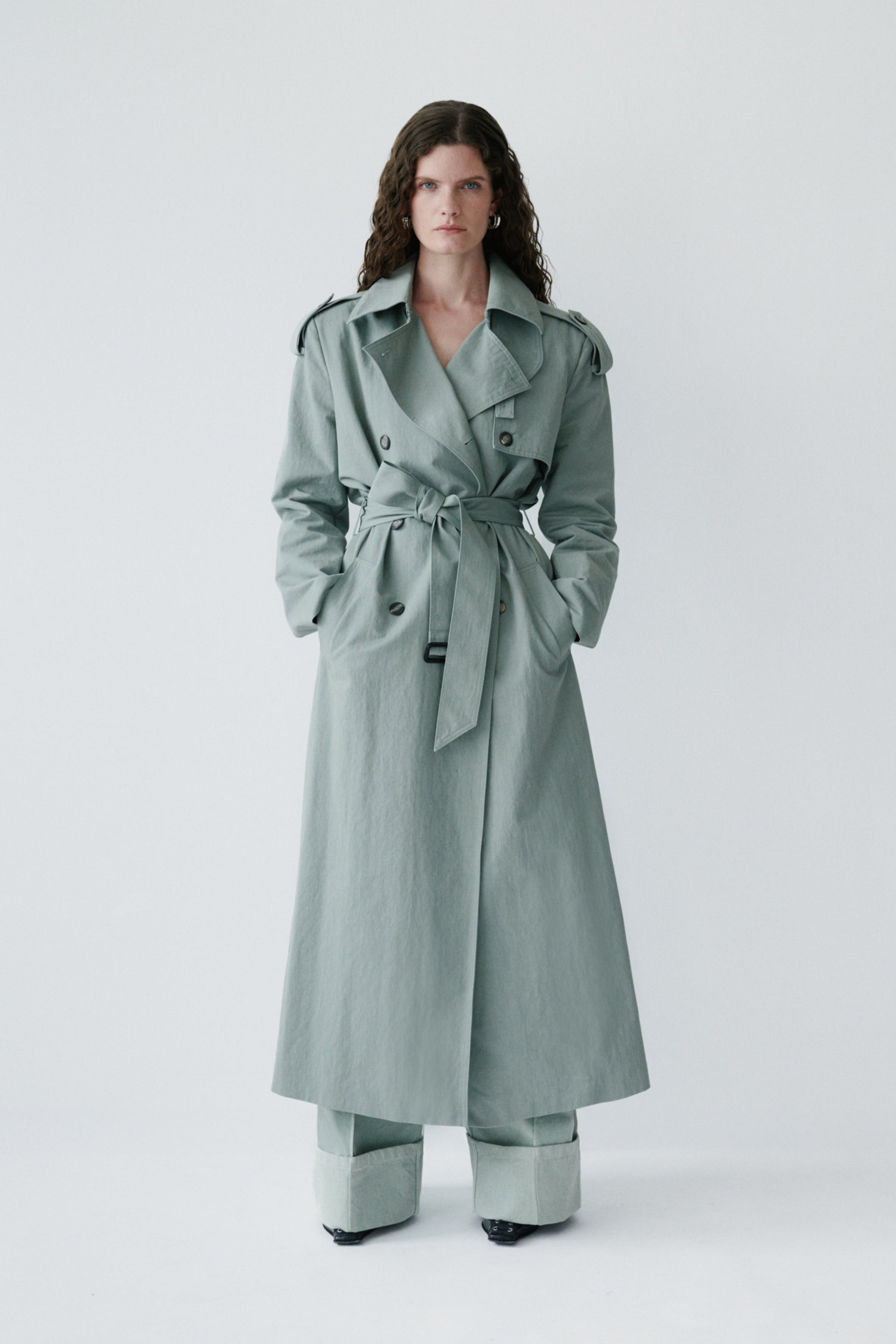 CODIE Coat LOOKBOOK FRONT 30600572-GR557