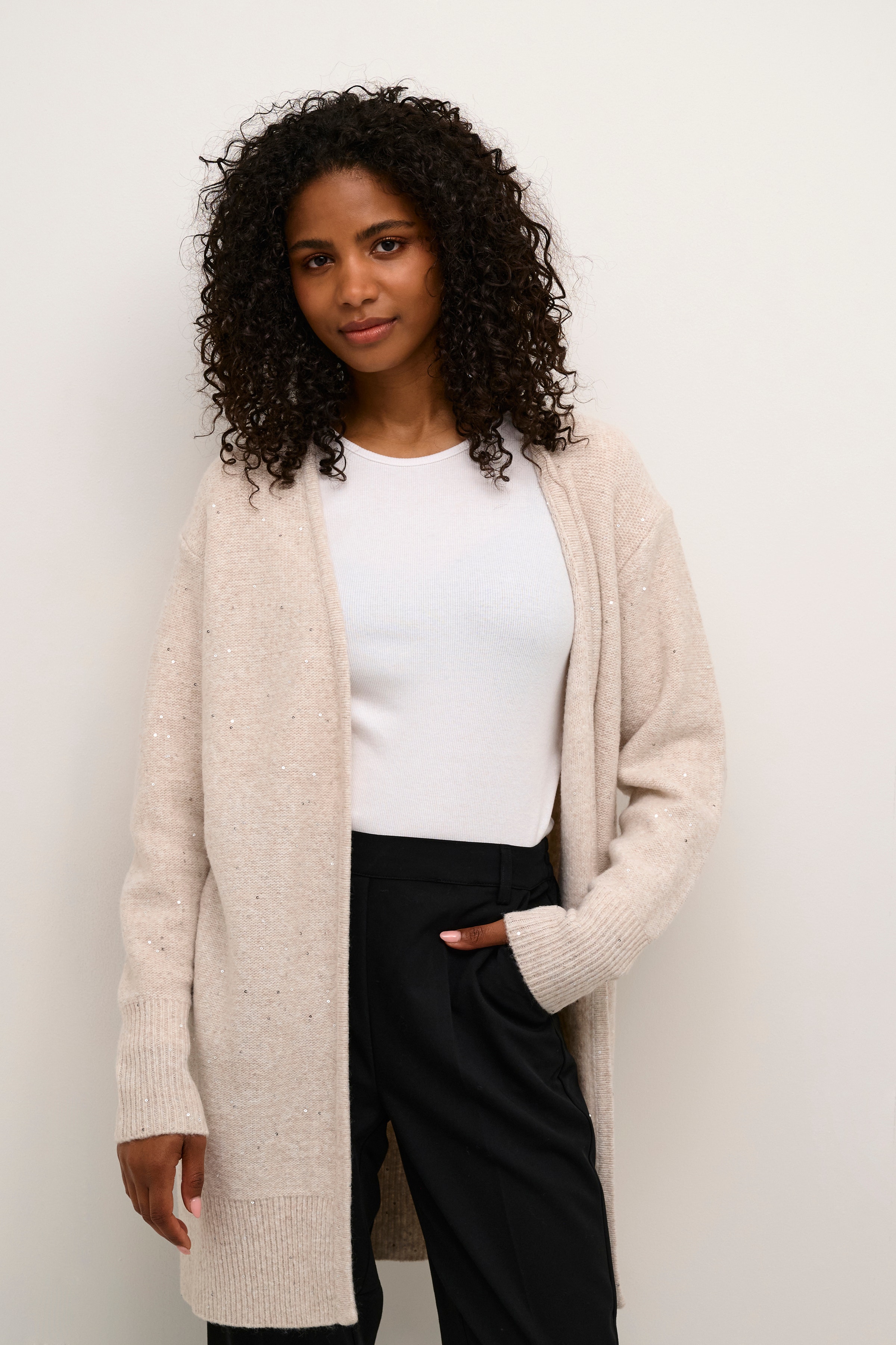 KAlue Cardigan LOOKBOOK FRONT 10509515-1513051