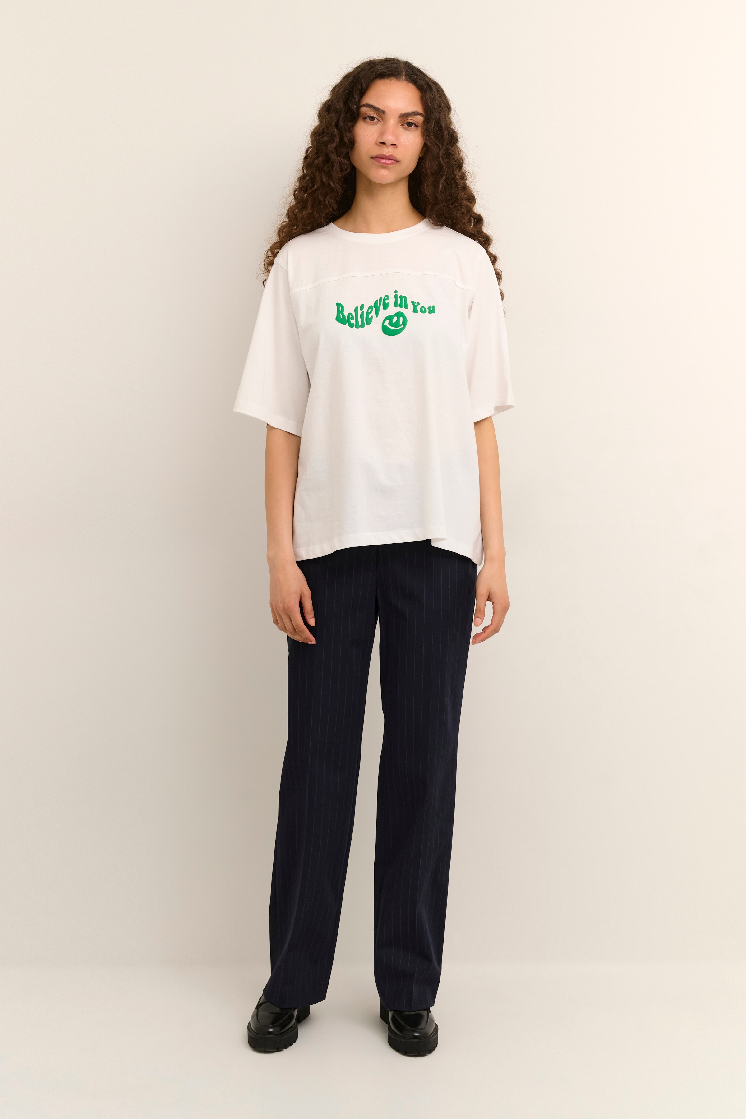 GeorgiaKB T-shirt LOOKBOOK FRONT 10104192-110601