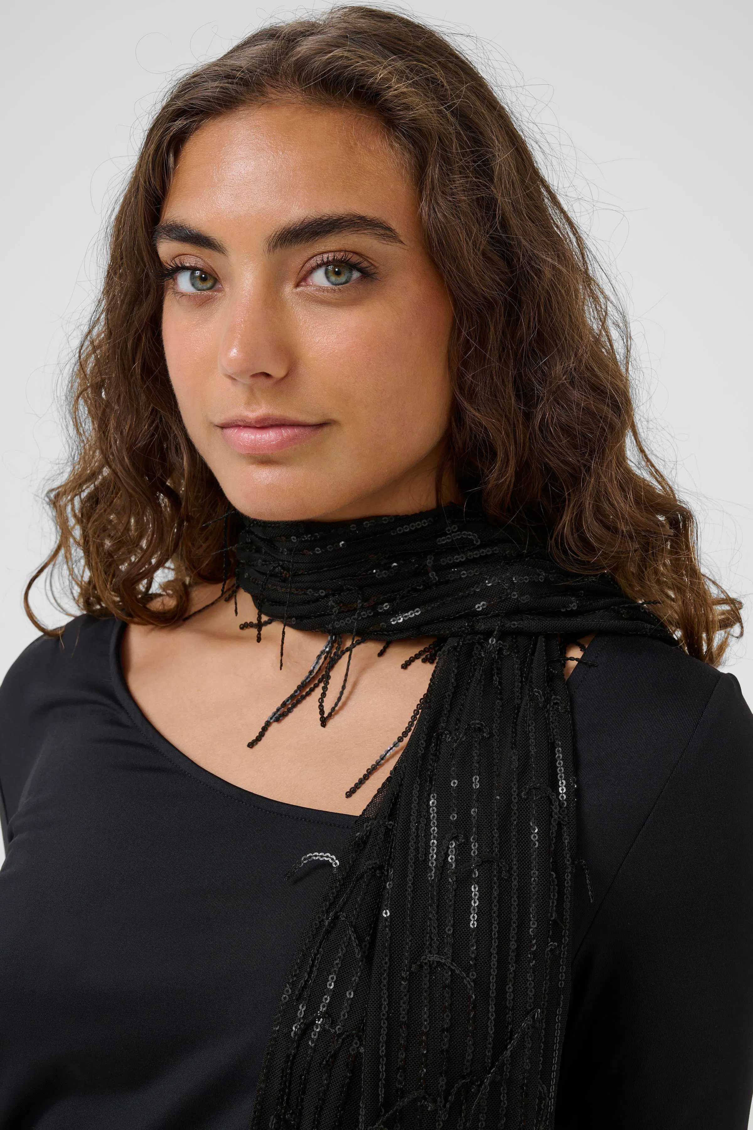 CUbling Paillettørklæde PACK FRONT 50112542-500012