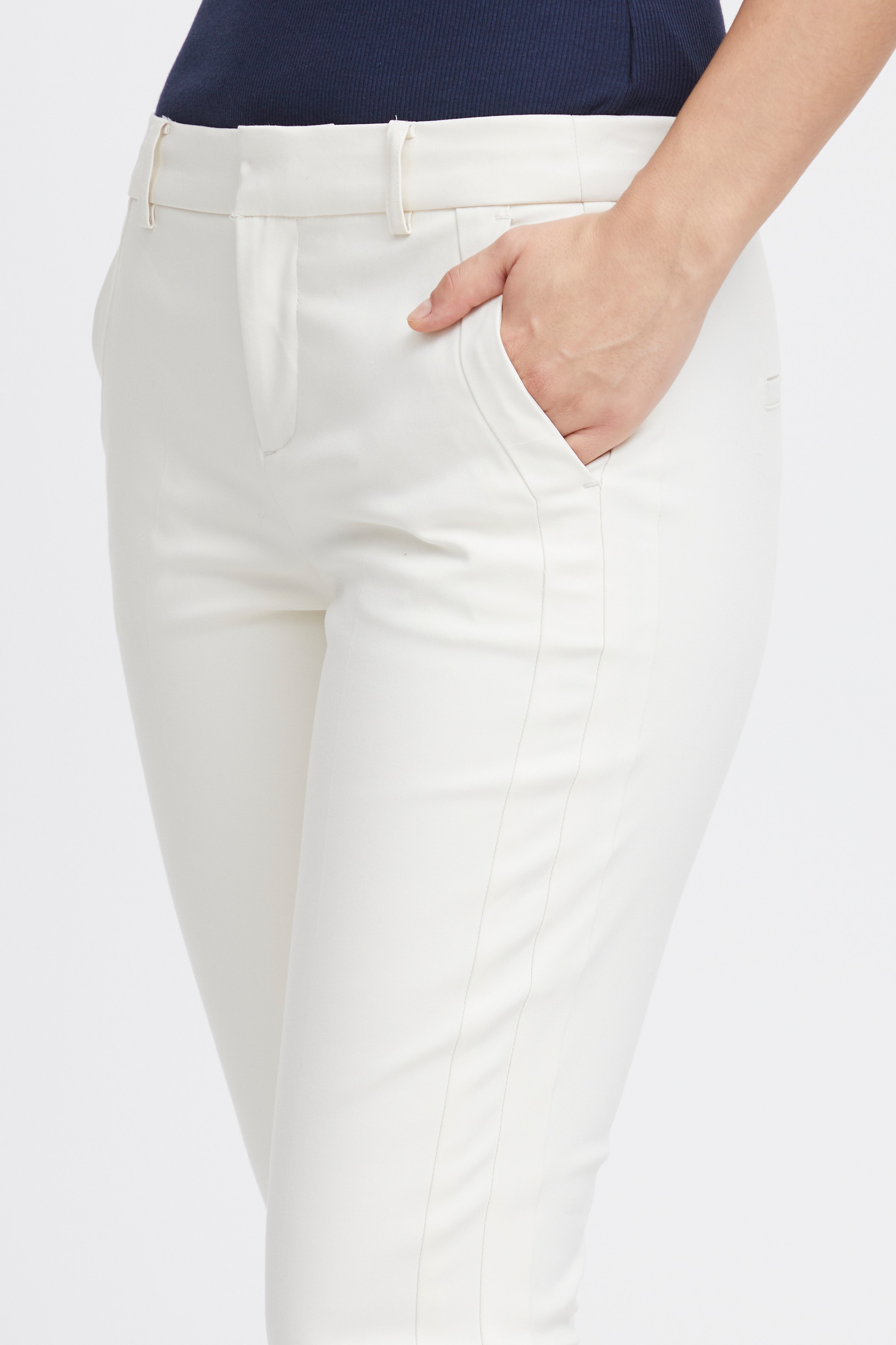 FRVITA Hose LOOKBOOK DETAIL 20611257-120602