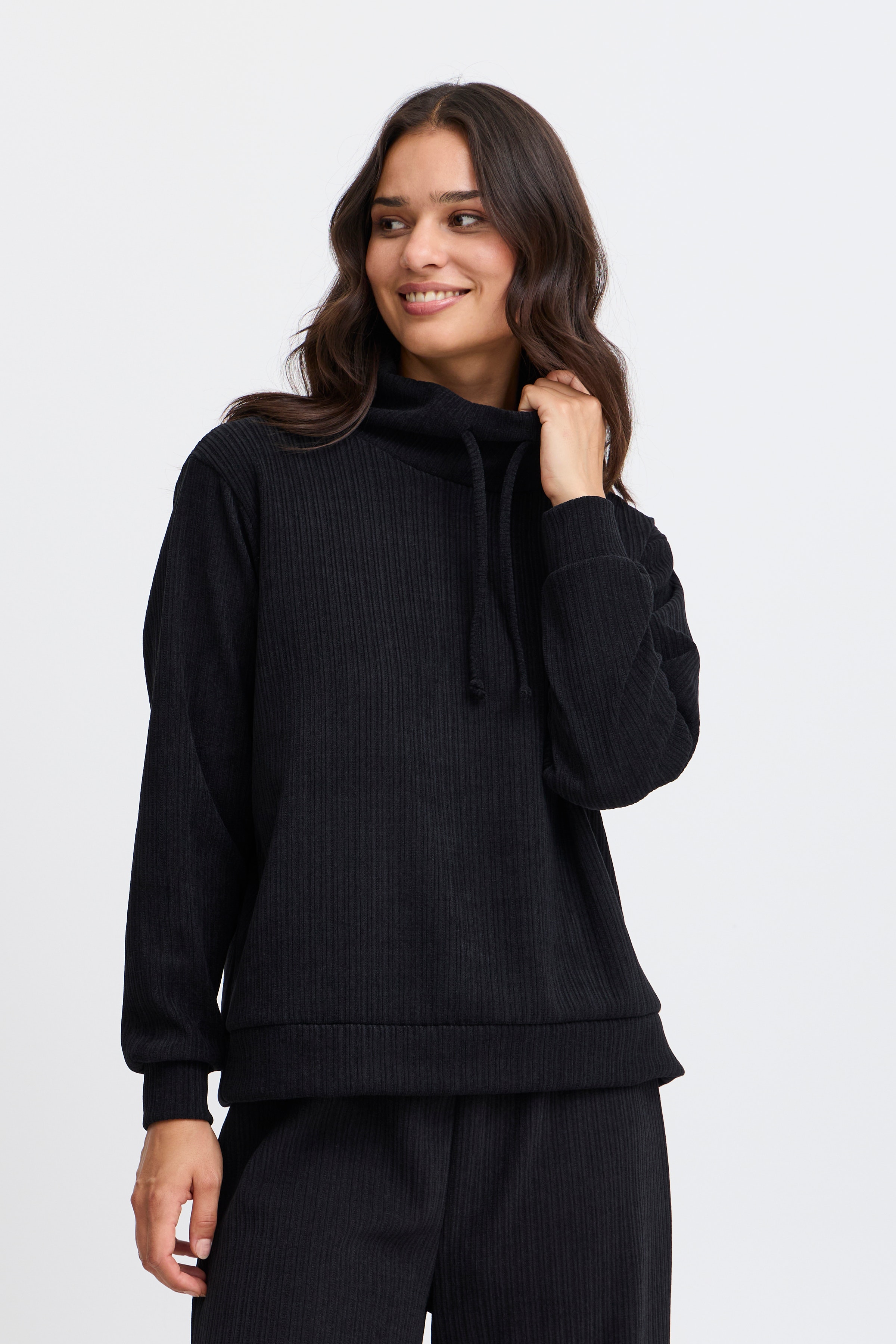 FXANDORRA Sweatshirt LOOKBOOK FRONT 20616113-200113
