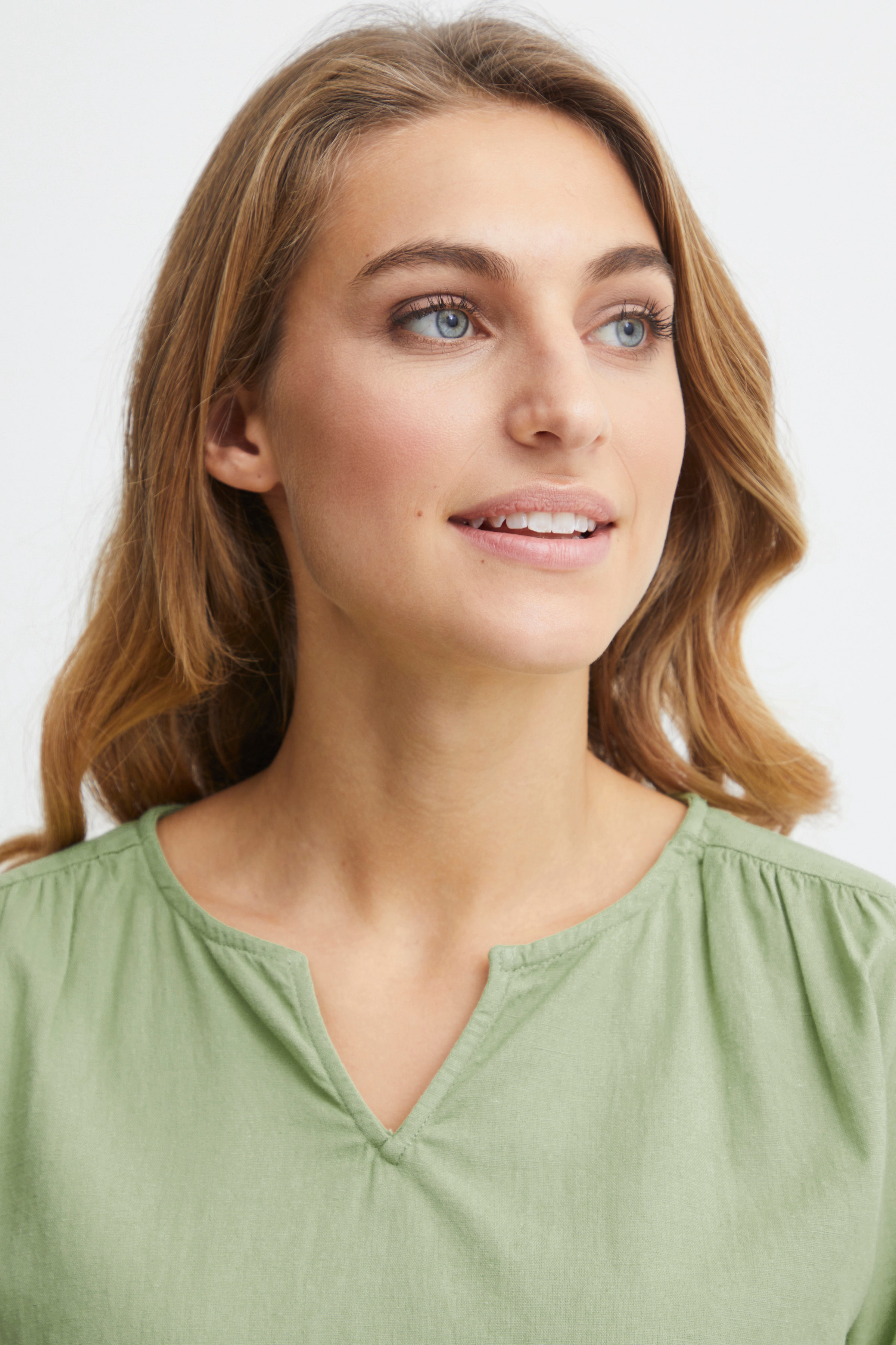 FRMADDIE Blus LOOKBOOK DETAIL 20611927-1564231