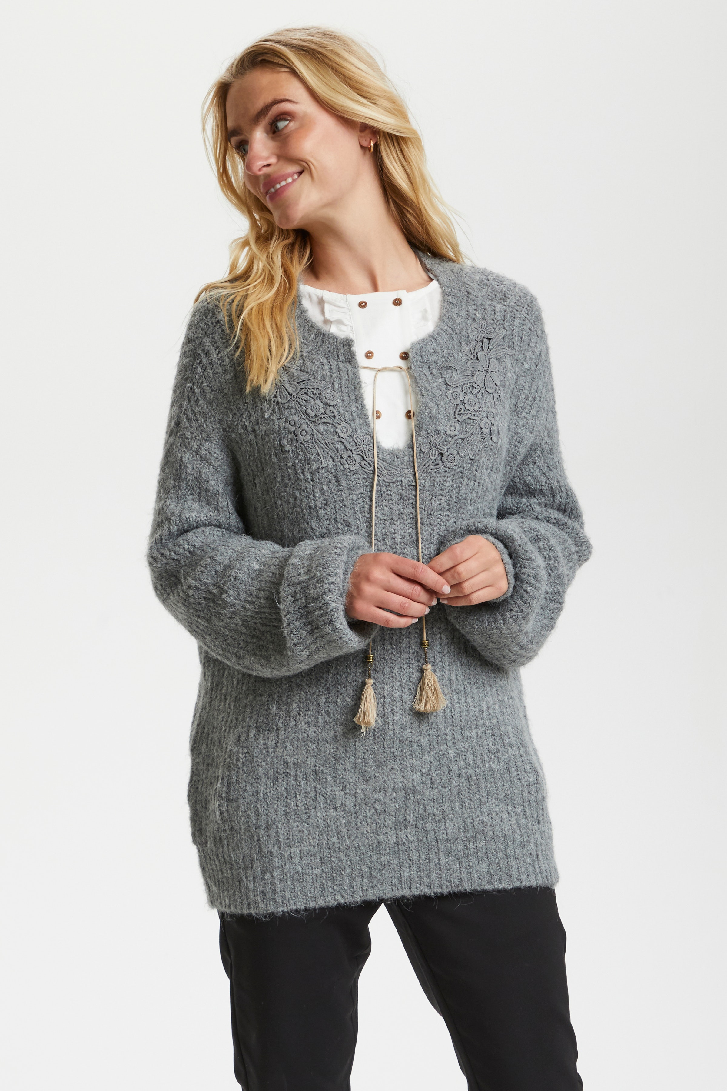 CRMiranda Stickad pullover LOOKBOOK FRONT 10608624-100391