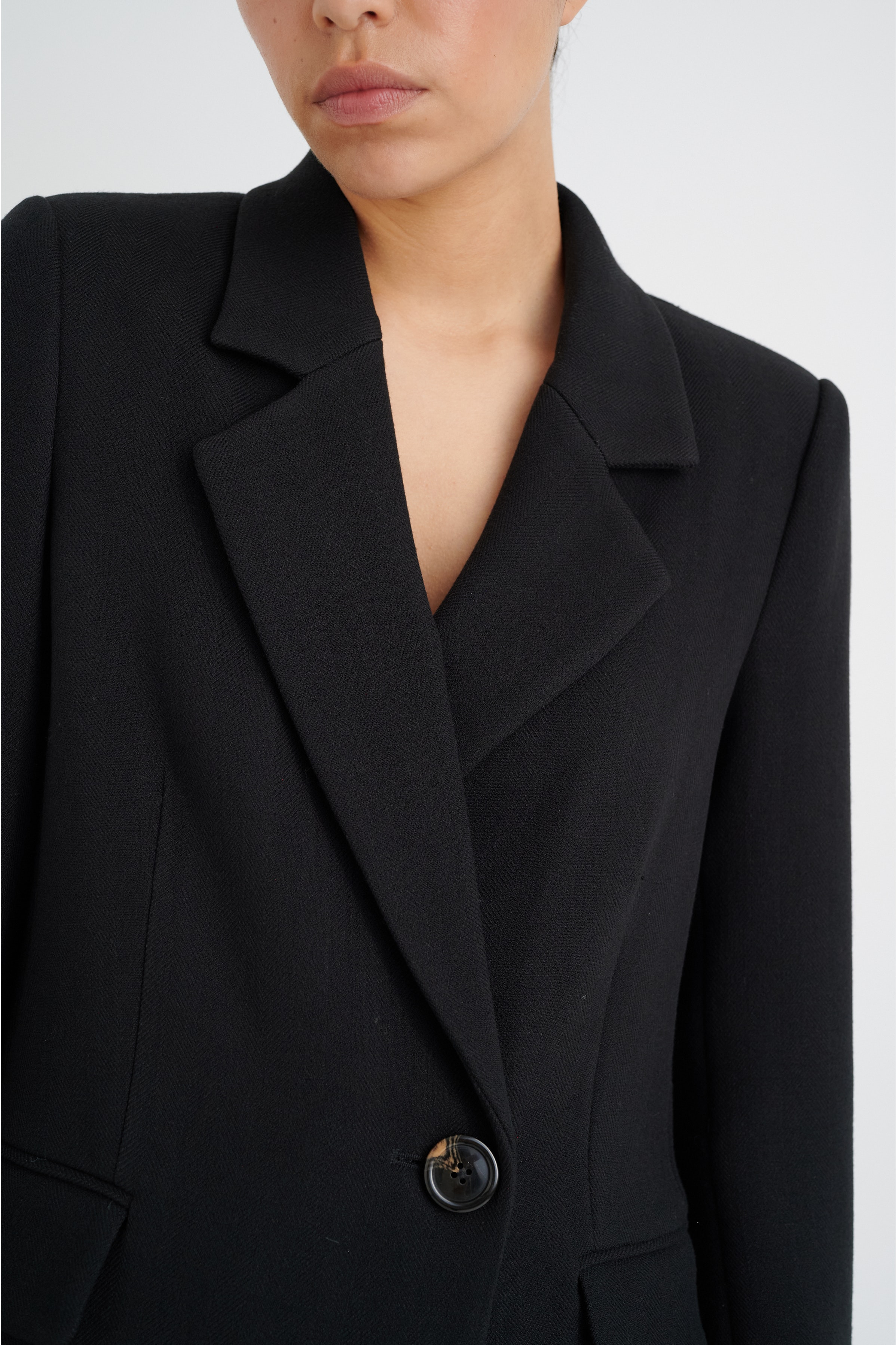 WrenIW Blazer LOOKBOOK DETAIL 30107676-194008