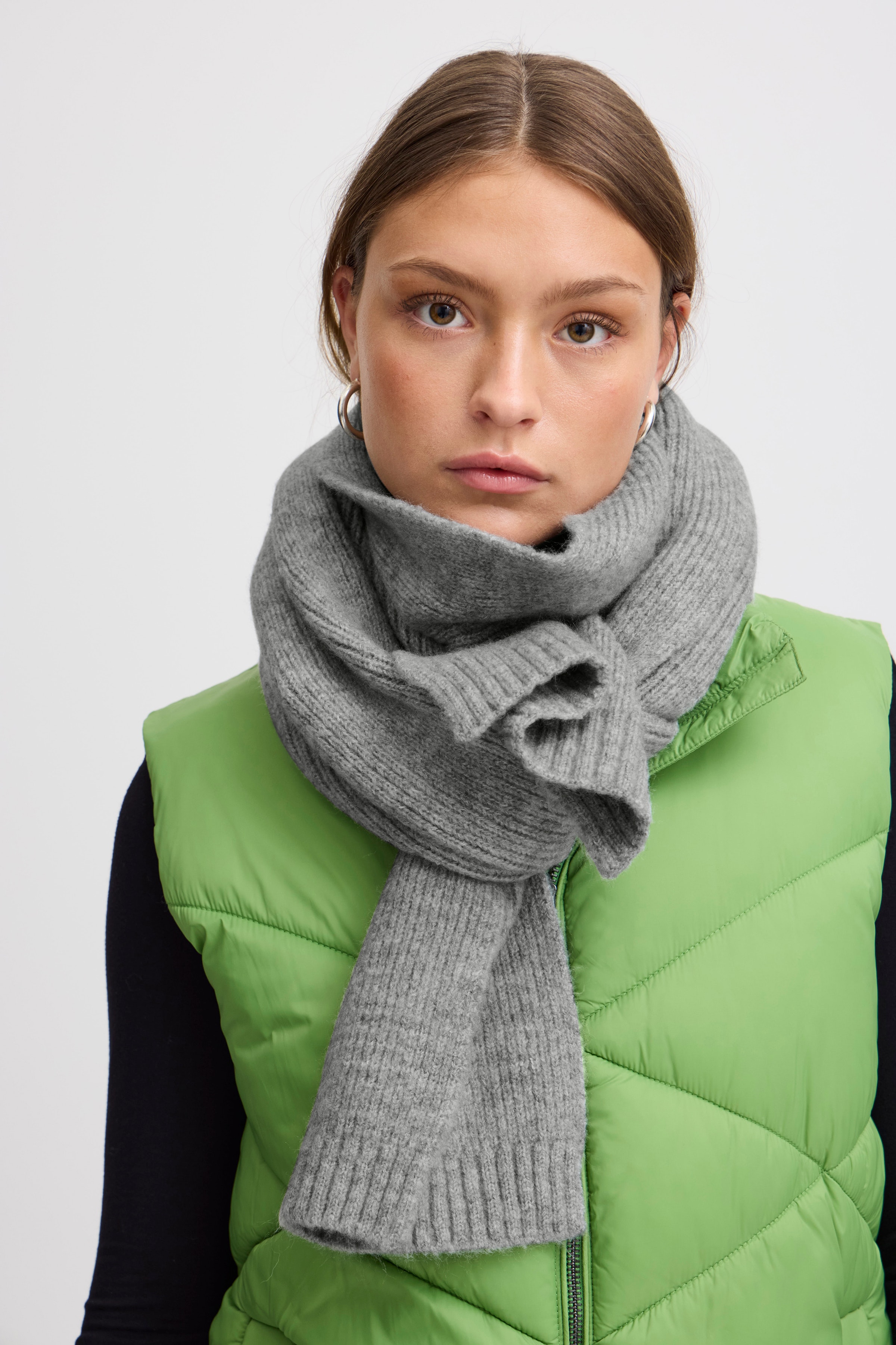 IAIVO Sjaal LOOKBOOK DETAIL 20112670-200420