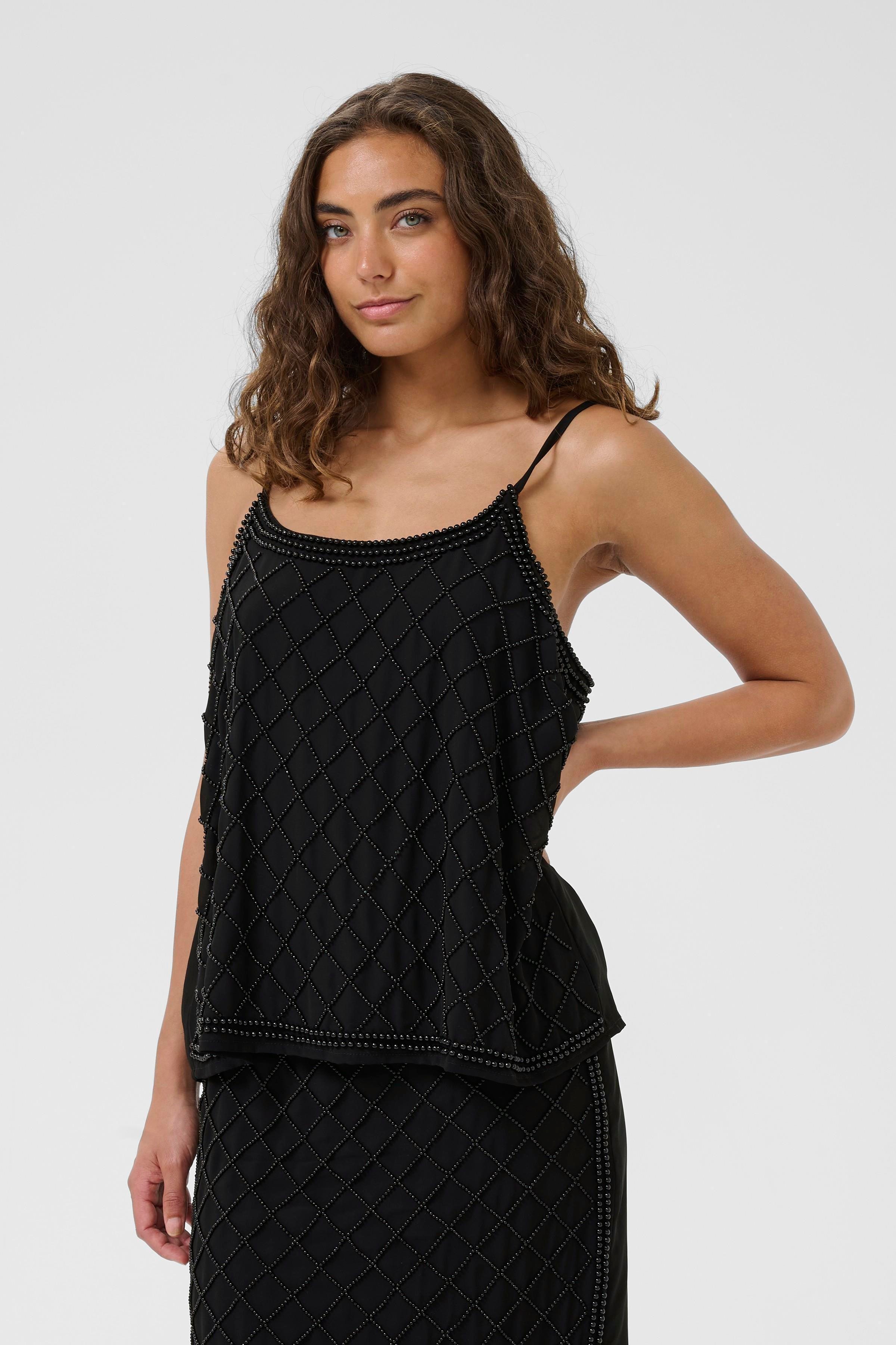 CUminta Top met Parels LOOKBOOK FRONT 50112620-500012