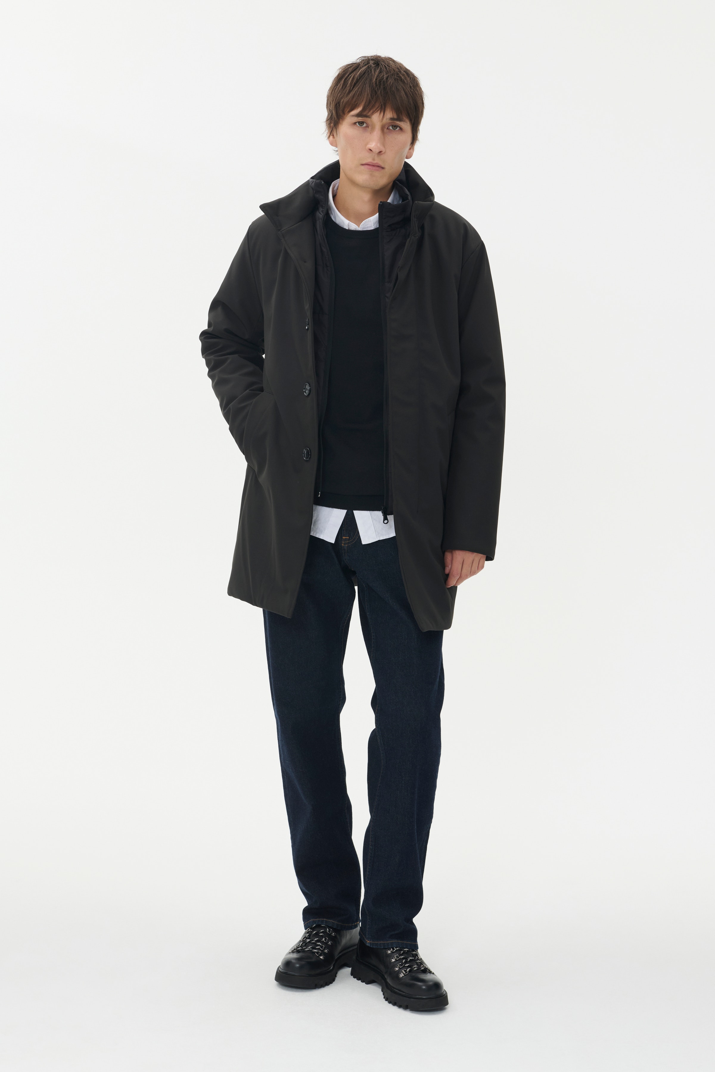 MAharvey Mantel LOOKBOOK FRONT 30208737-300275