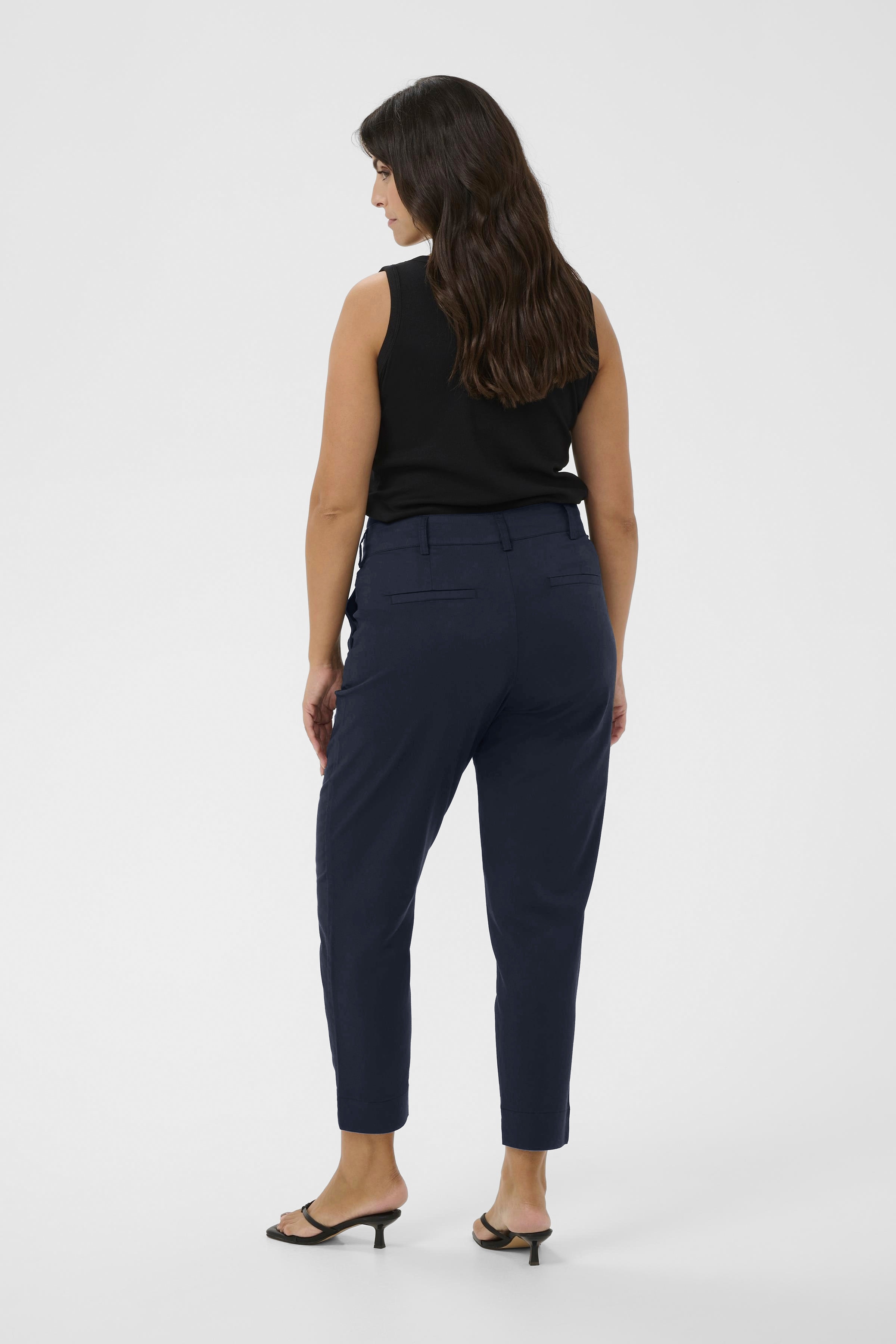 KCleana Bukser LOOKBOOK BACK 10581546-194020