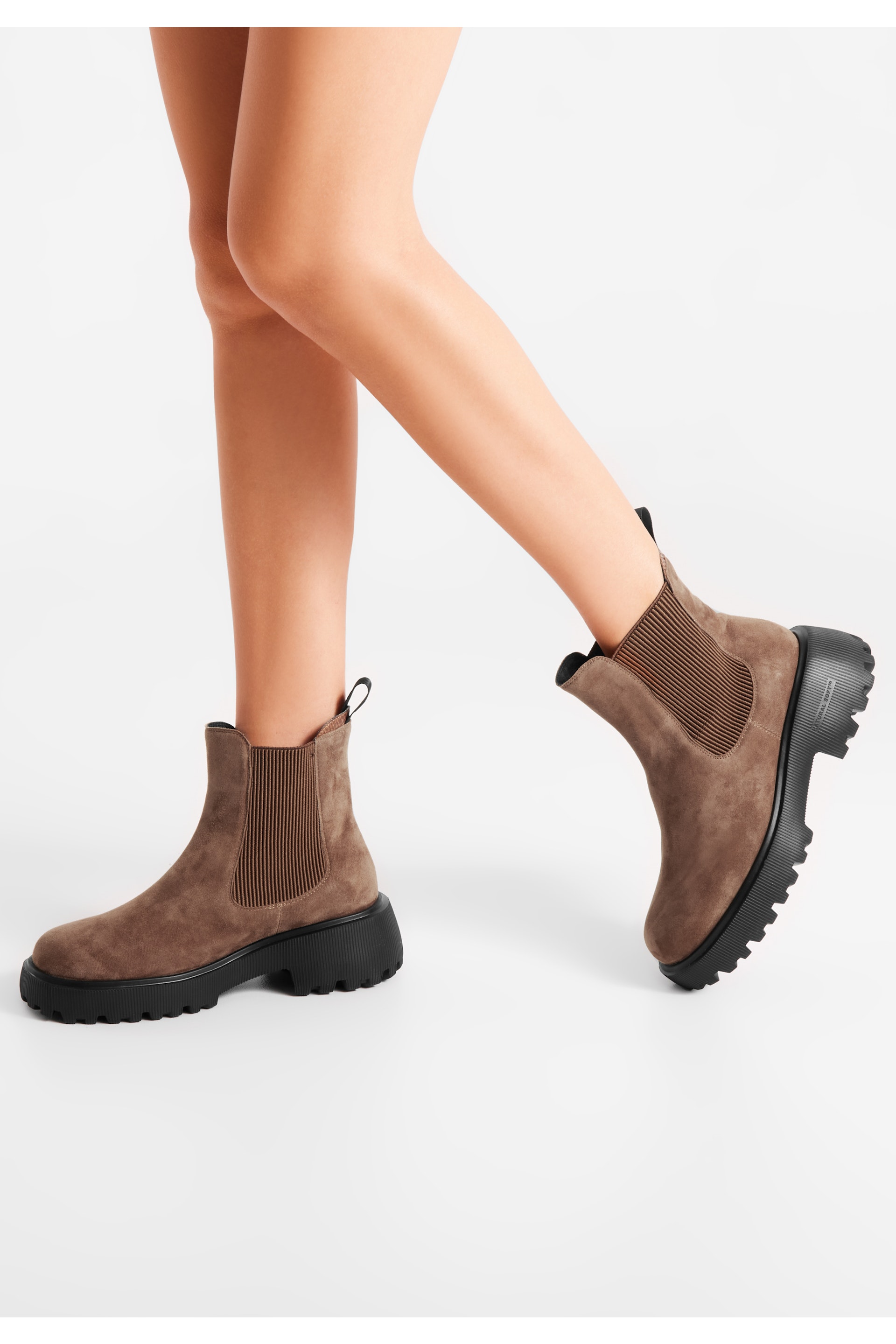 AyaS Boots LOOKBOOK FRONT 40551670-400871
