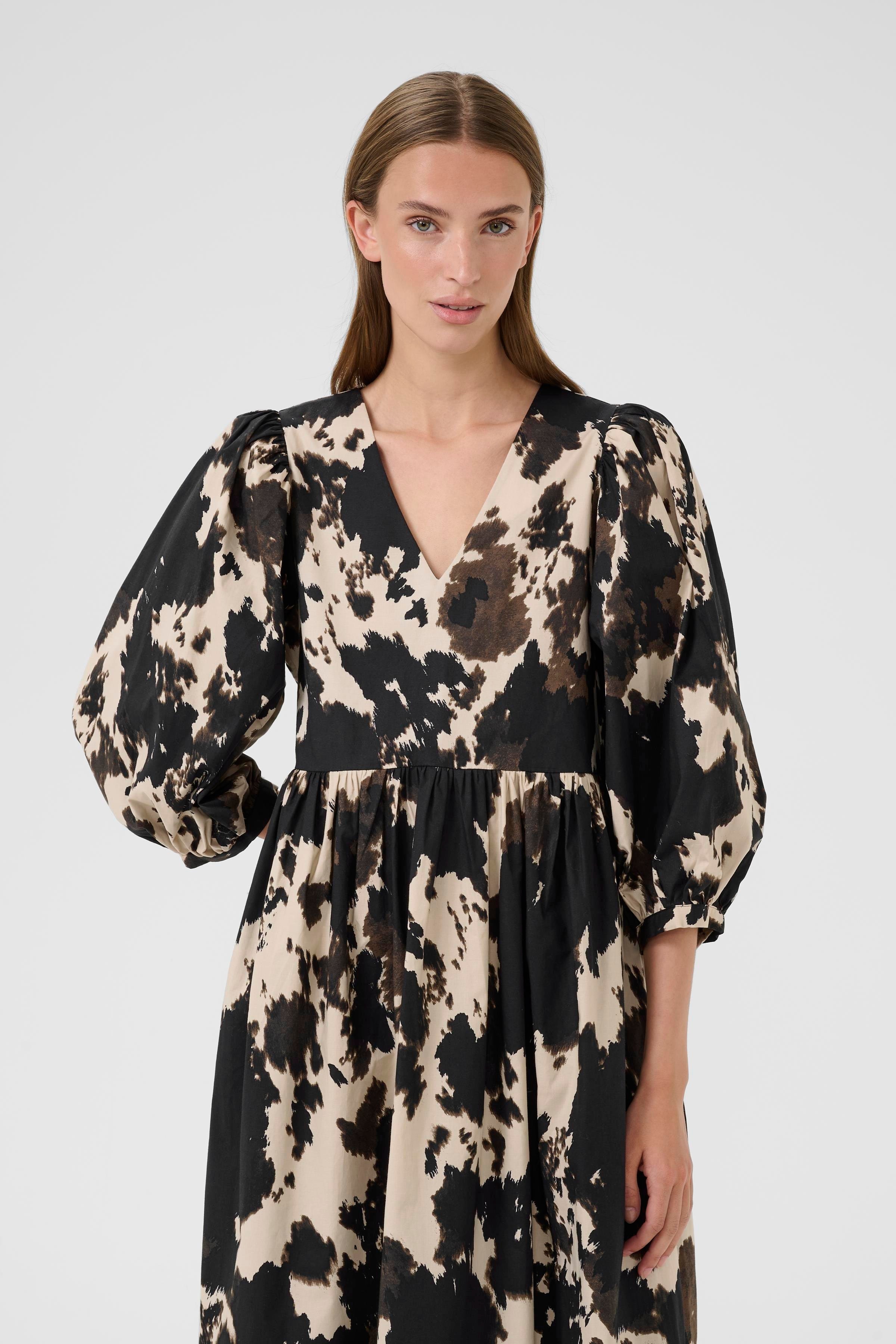 KBBabeth Klänning LOOKBOOK FRONT 10105613-108421