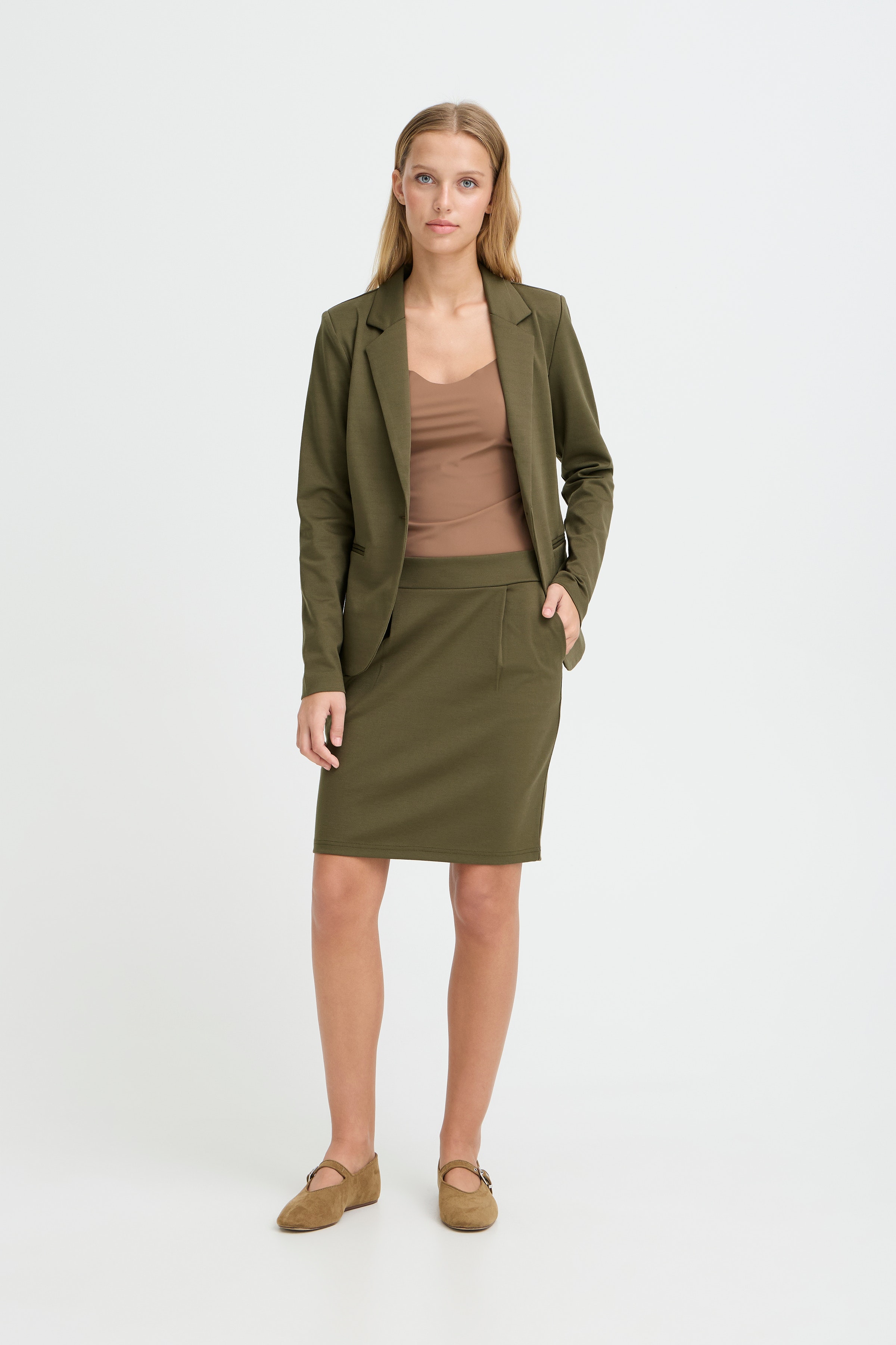 IHKATE Skirt LOOKBOOK FRONT 20105037-13024