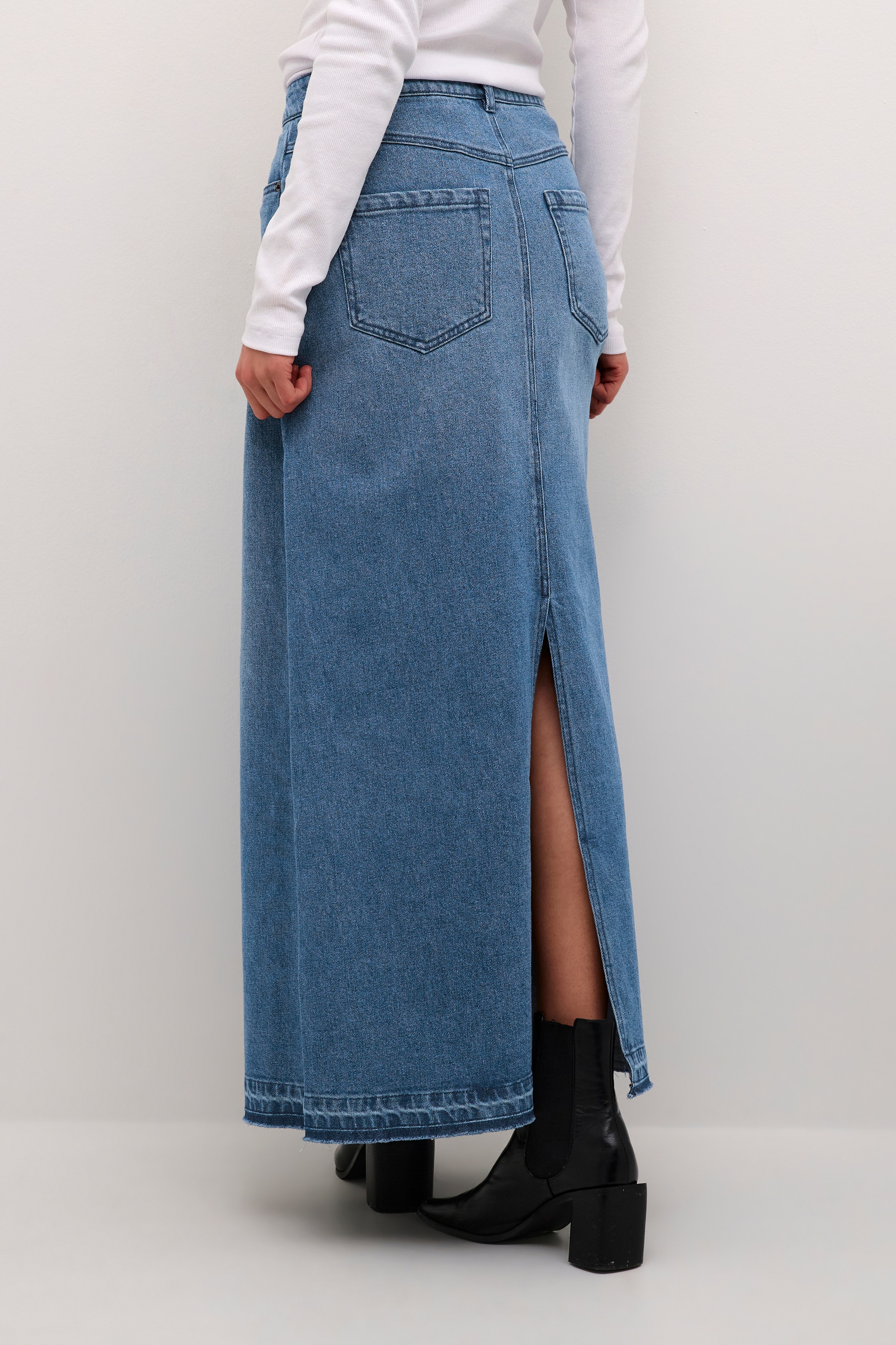 KAnicola Denim Skirt LOOKBOOK BACK 10552307-103168