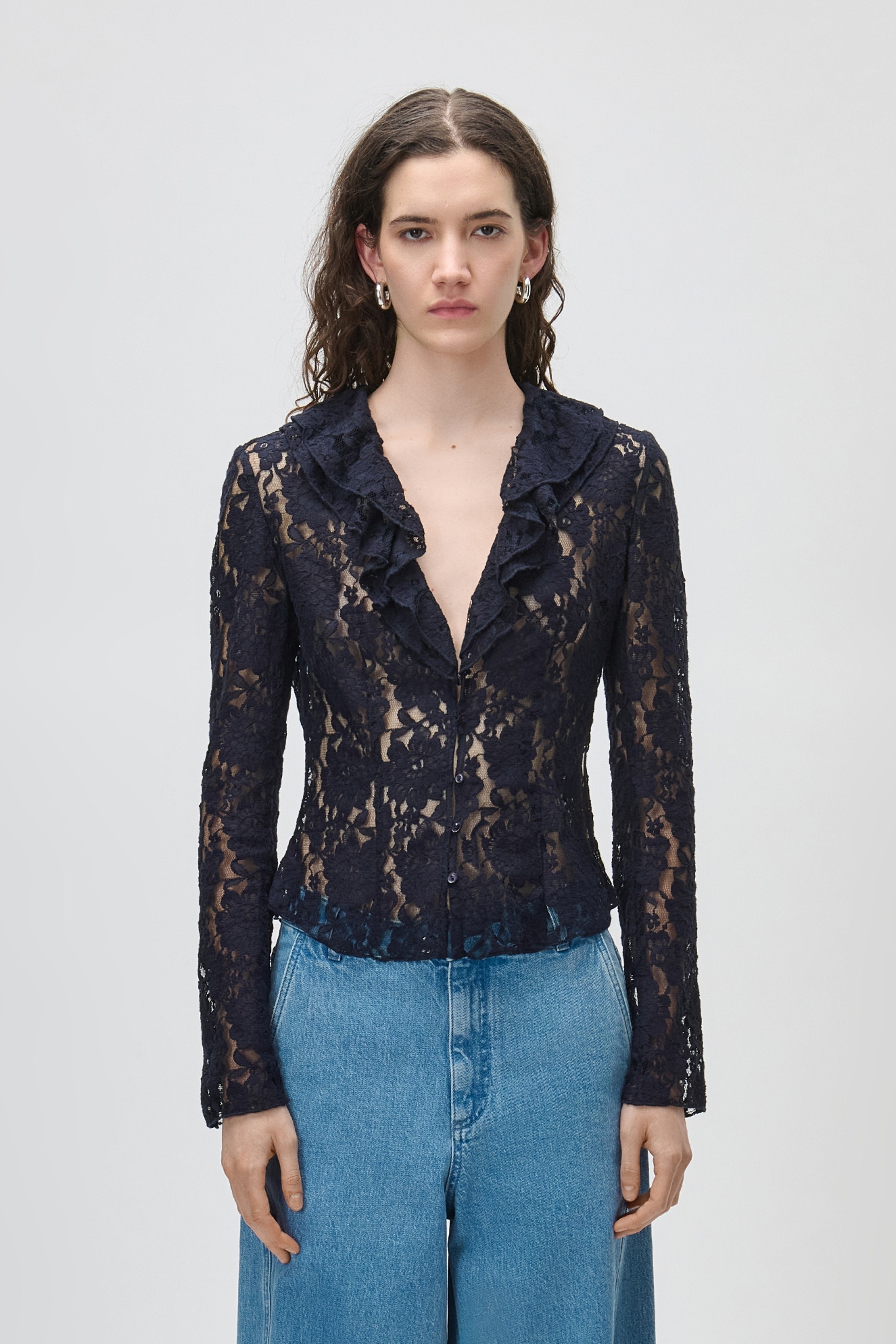 TIERRA BLOUSE LOOKBOOK FRONT 30600584-BL900