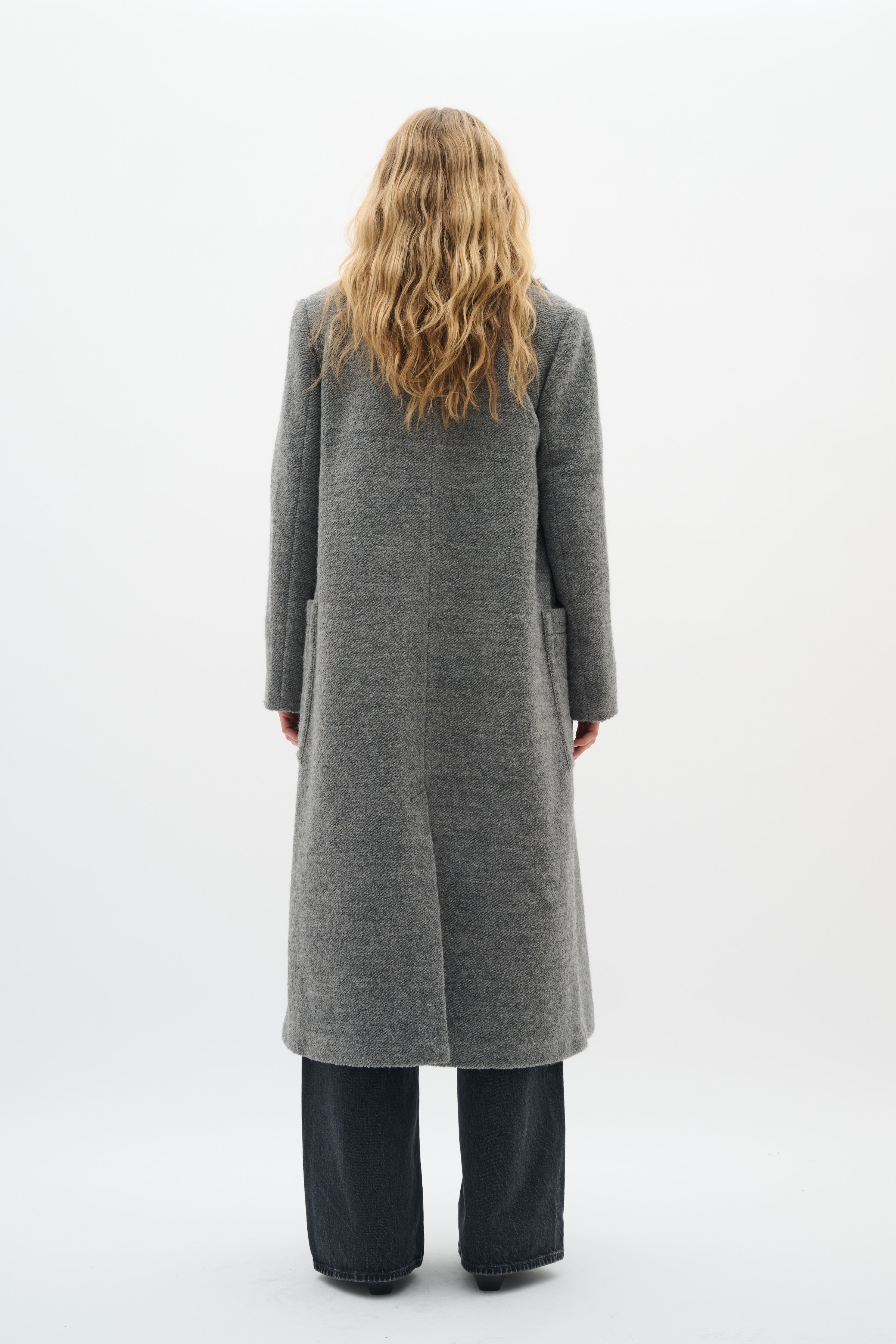 YumIW Coat LOOKBOOK FRONT 30110615-1740161