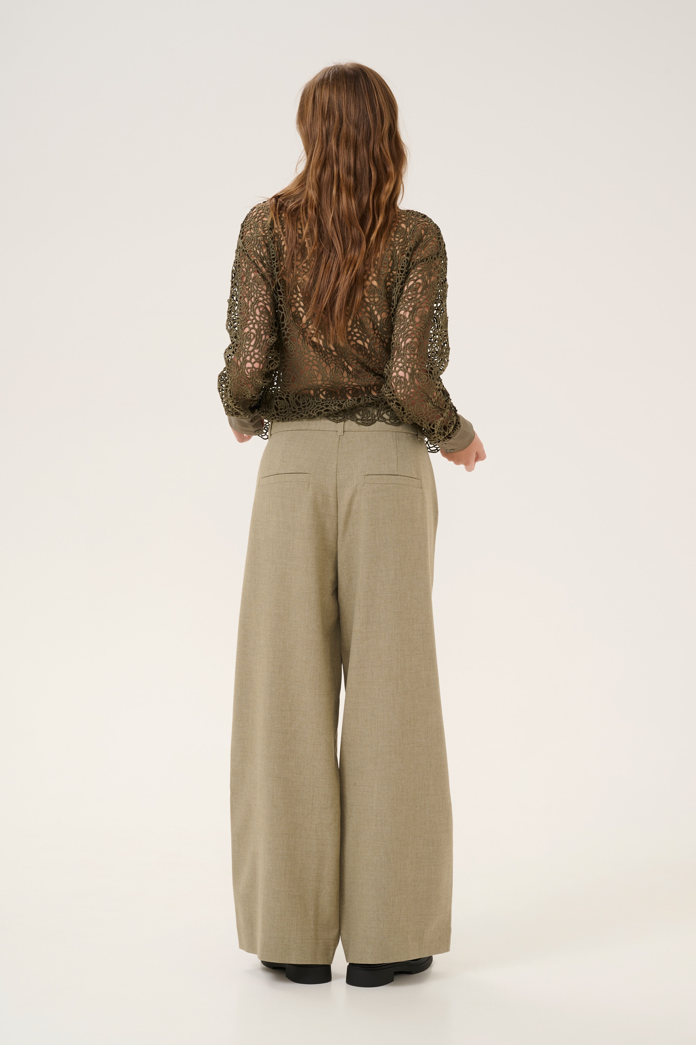 DionMW Trousers LOOKBOOK BACK 10705016-107115