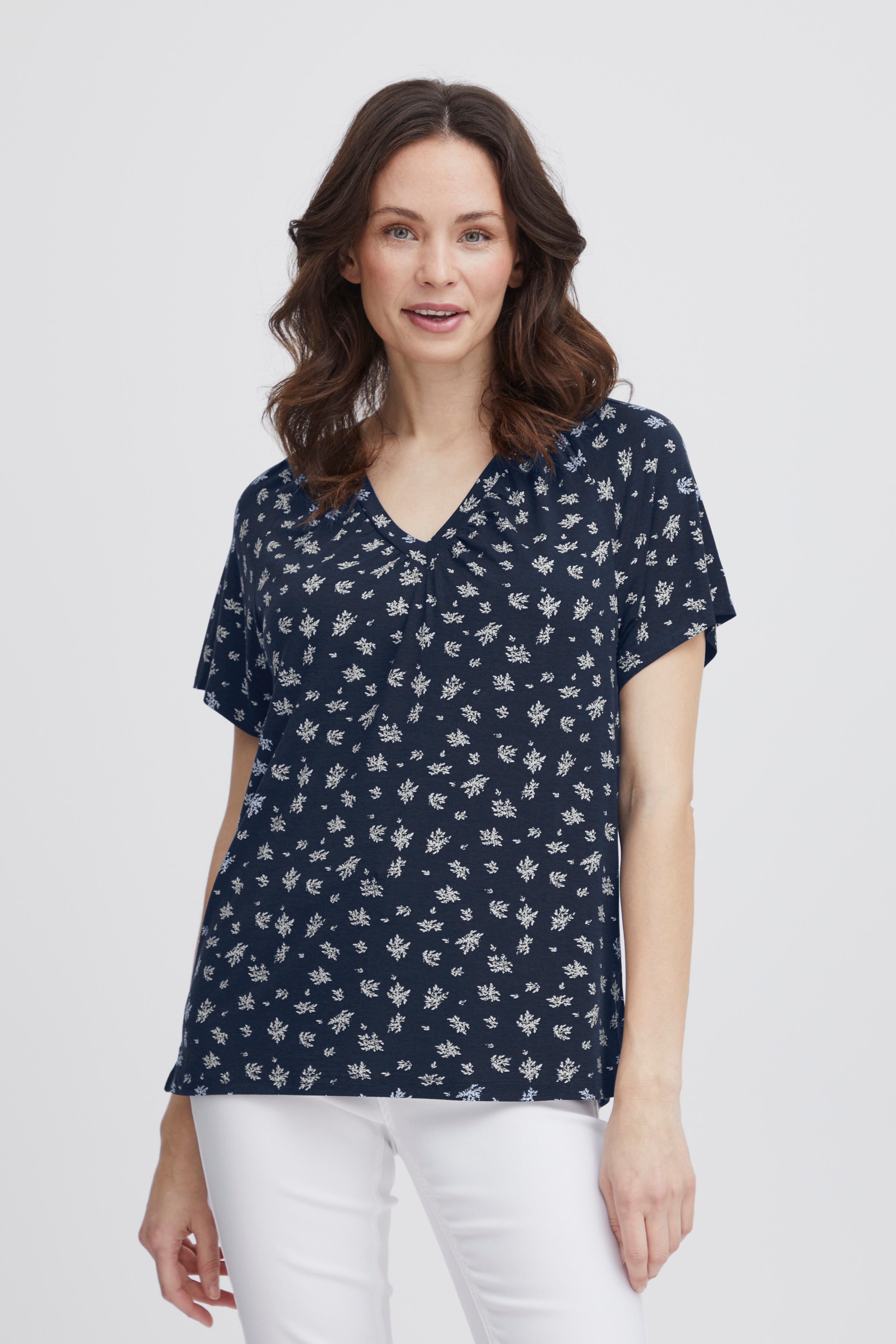 FRSANIE T-shirt LOOKBOOK FRONT 20614754-200119