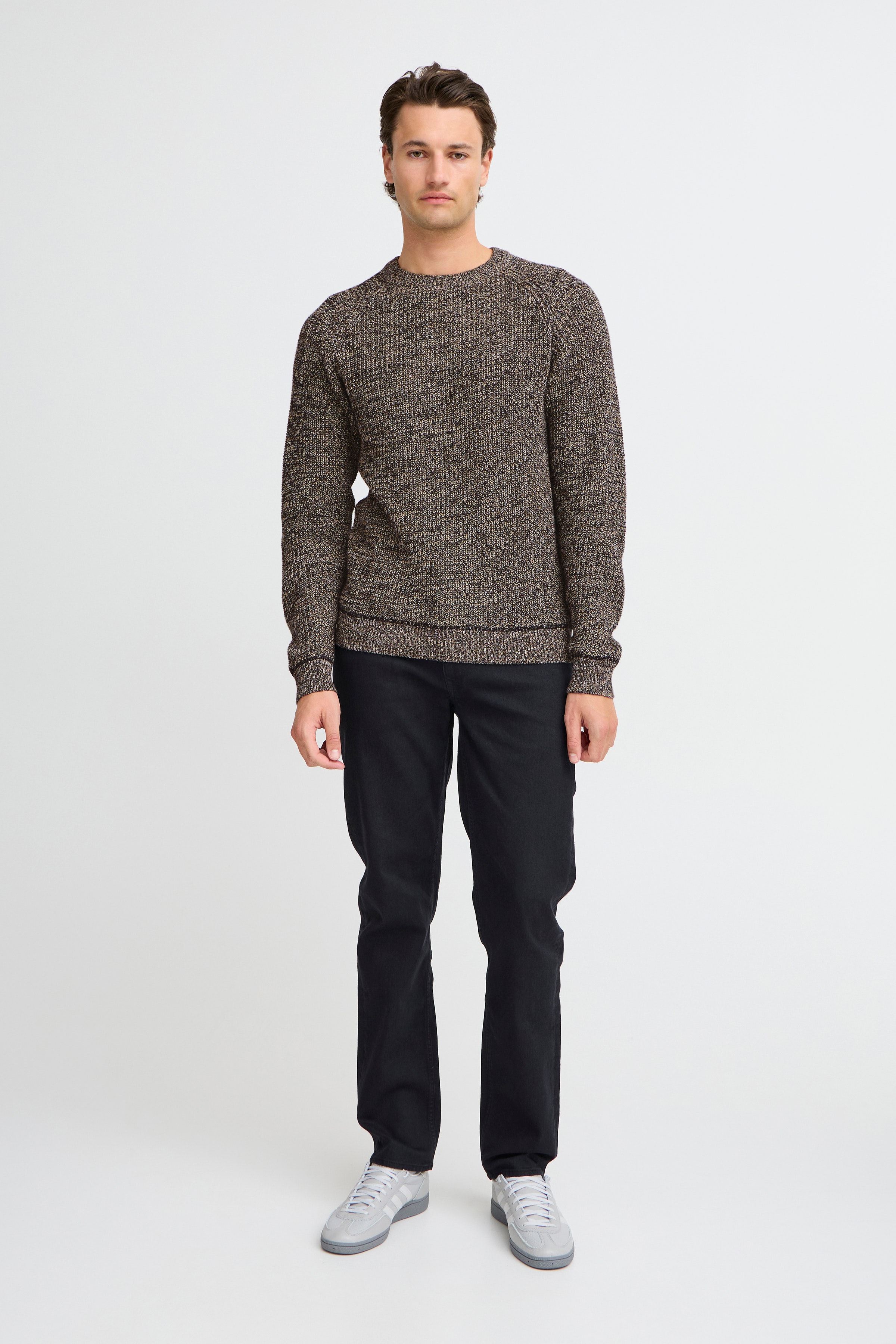 Knitted pullover LOOKBOOK FRONT 20717262-194007