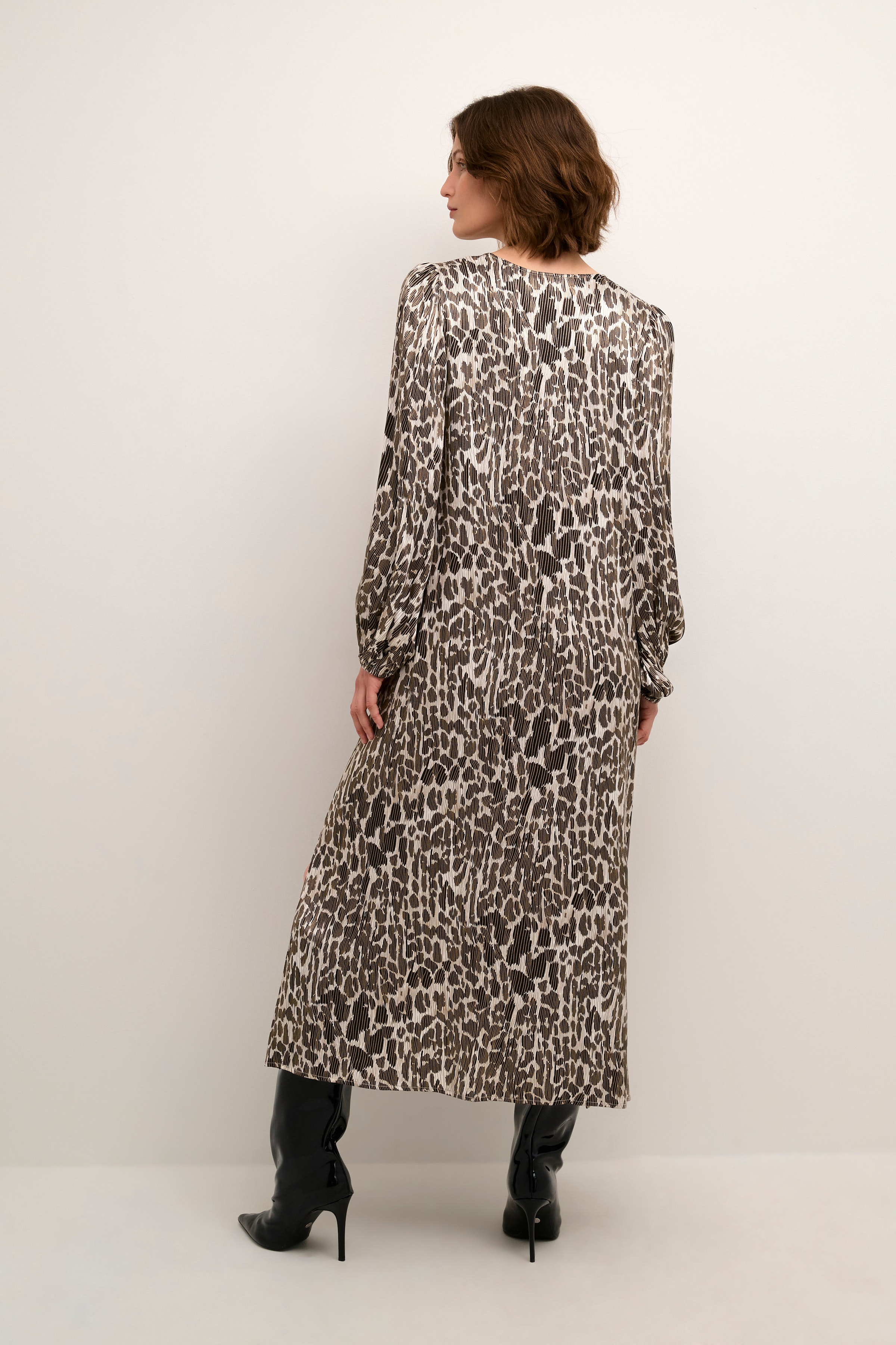 JessKB Kleid LOOKBOOK BACK 10104412-104627