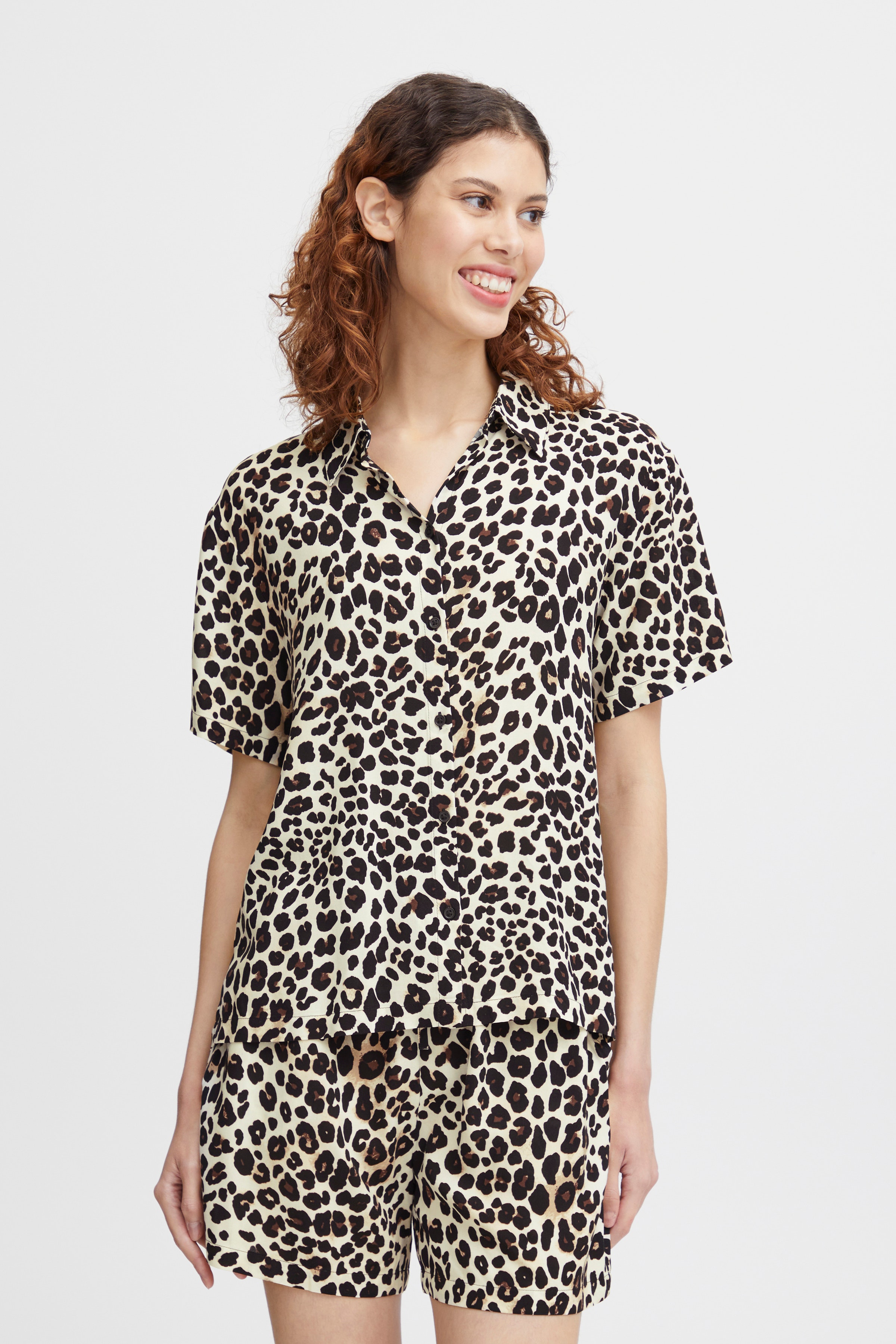 BYMMJOELLA Overhemd LOOKBOOK FRONT 20814527-202956