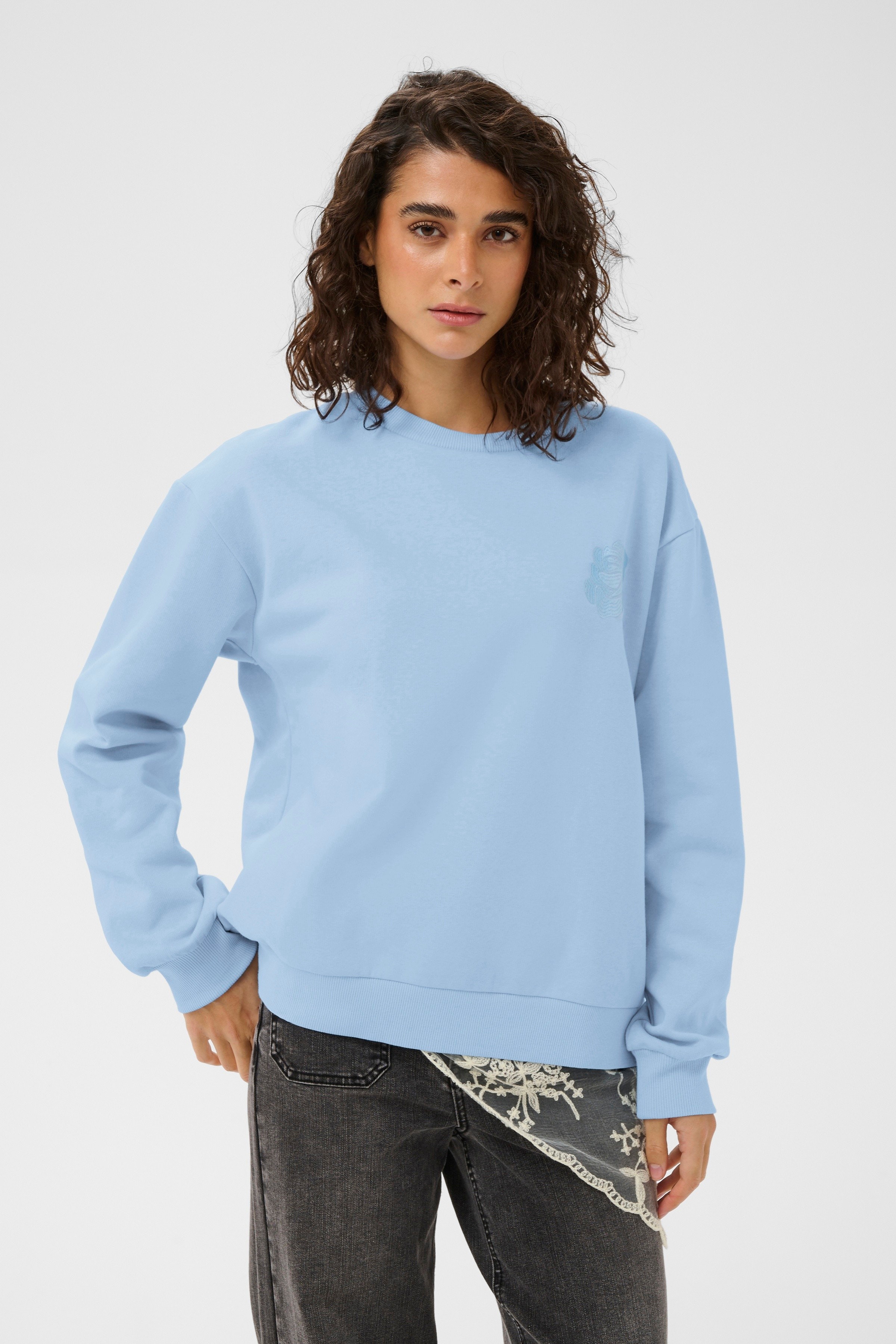 KAsussi Sweatshirt LOOKBOOK FRONT 10511087-144214