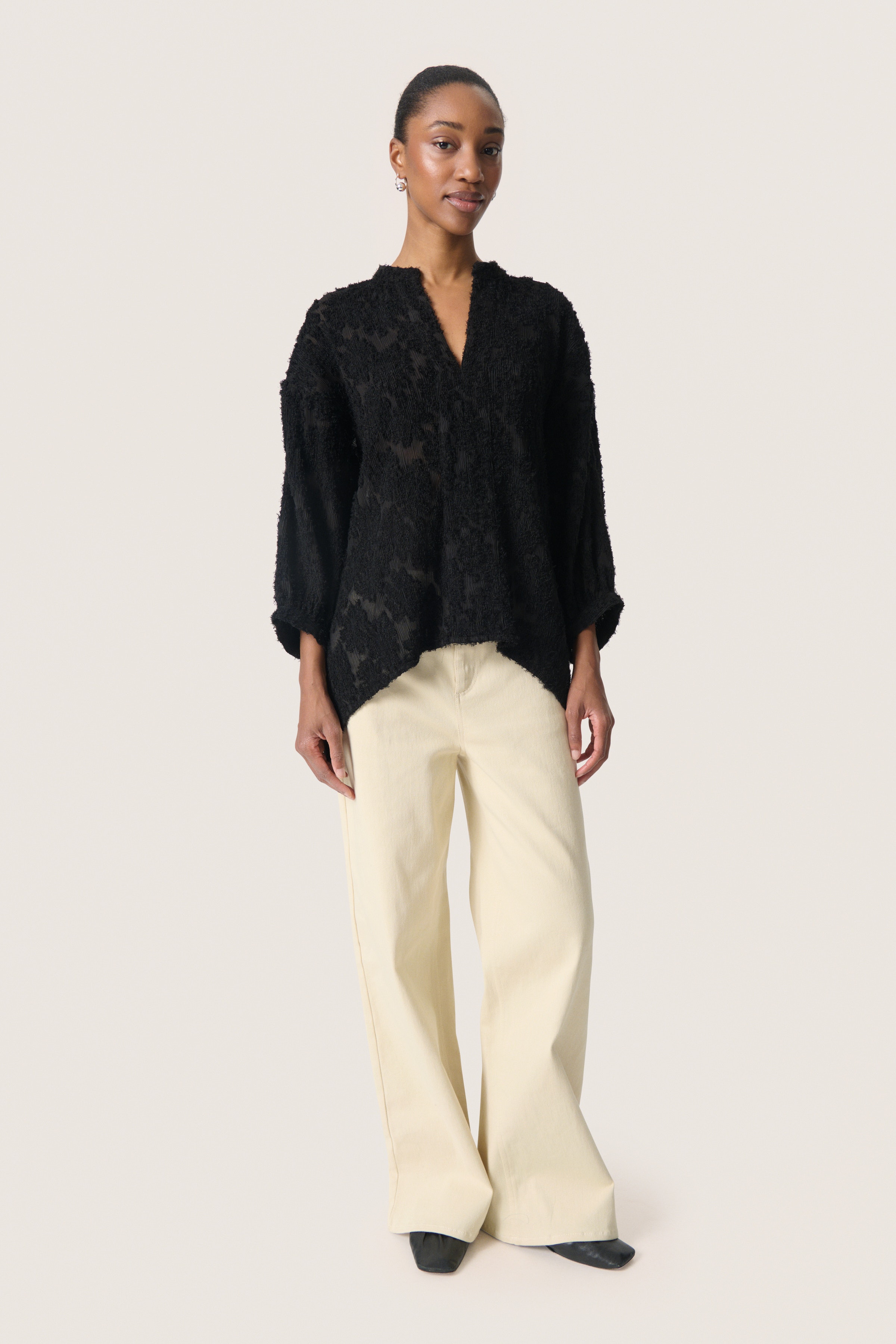 SLRaye Blouse LOOKBOOK FRONT 30408613-194008