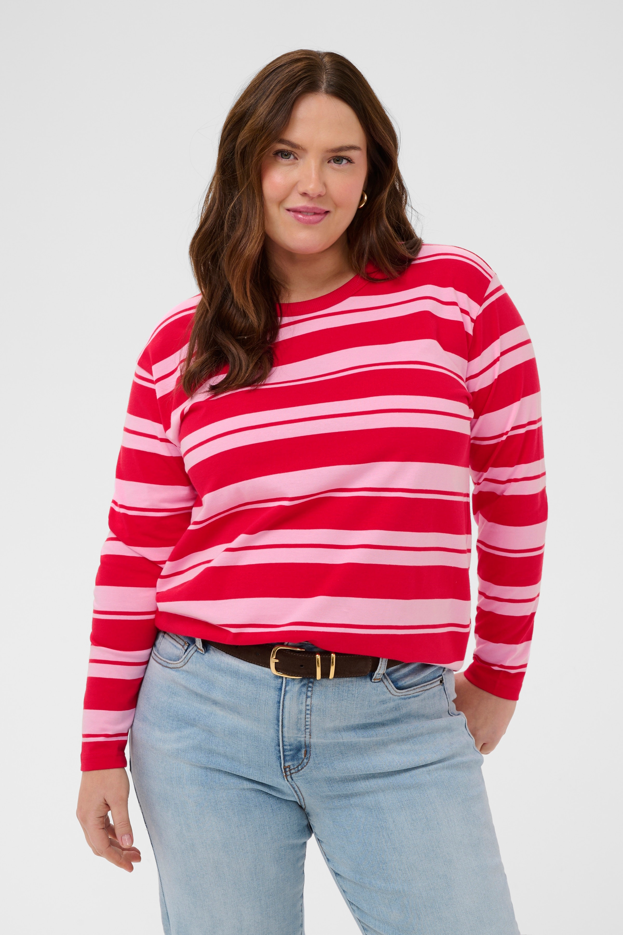 KCwinni T-shirt LOOKBOOK FRONT 10584218-109618