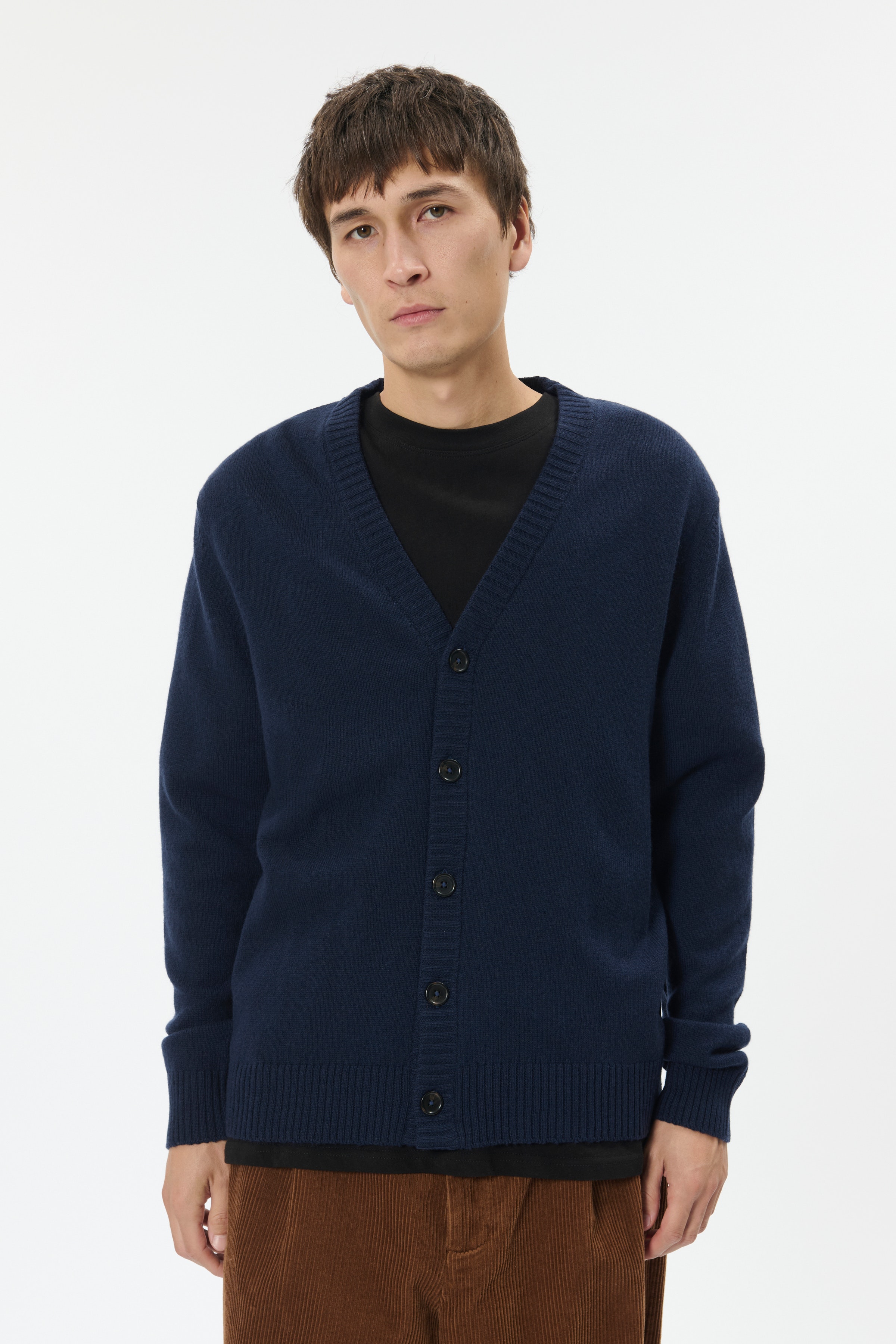 MAalpin Cardigan LOOKBOOK FRONT 30208827-194011