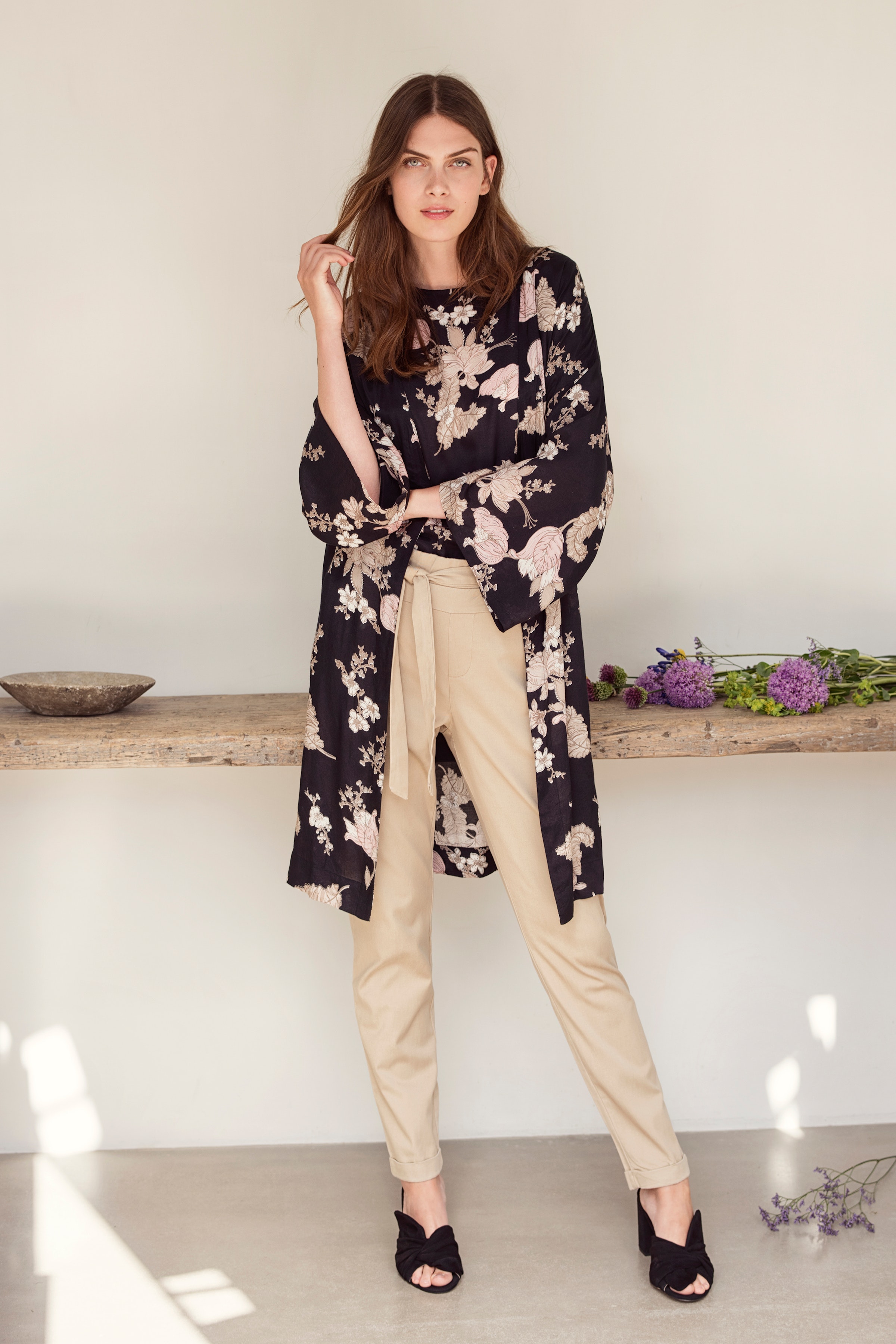 Kortærmet bluse LOOKBOOK FRONT 10503135-50600