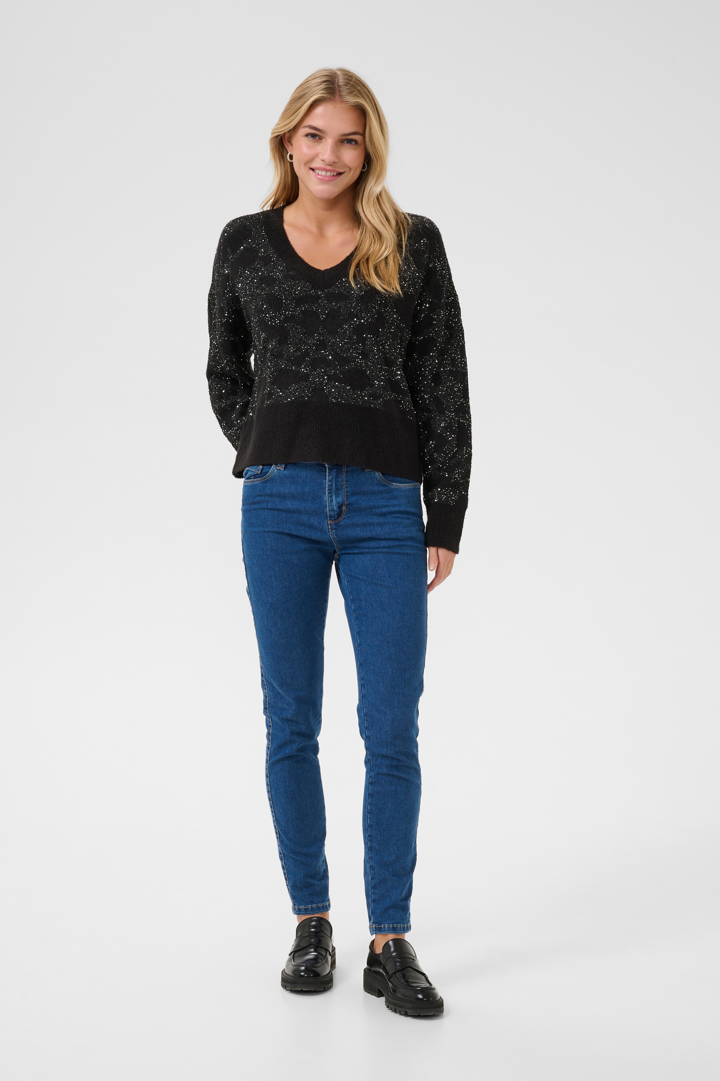 KAmirjam Pullover LOOKBOOK FRONT 10509305-100121