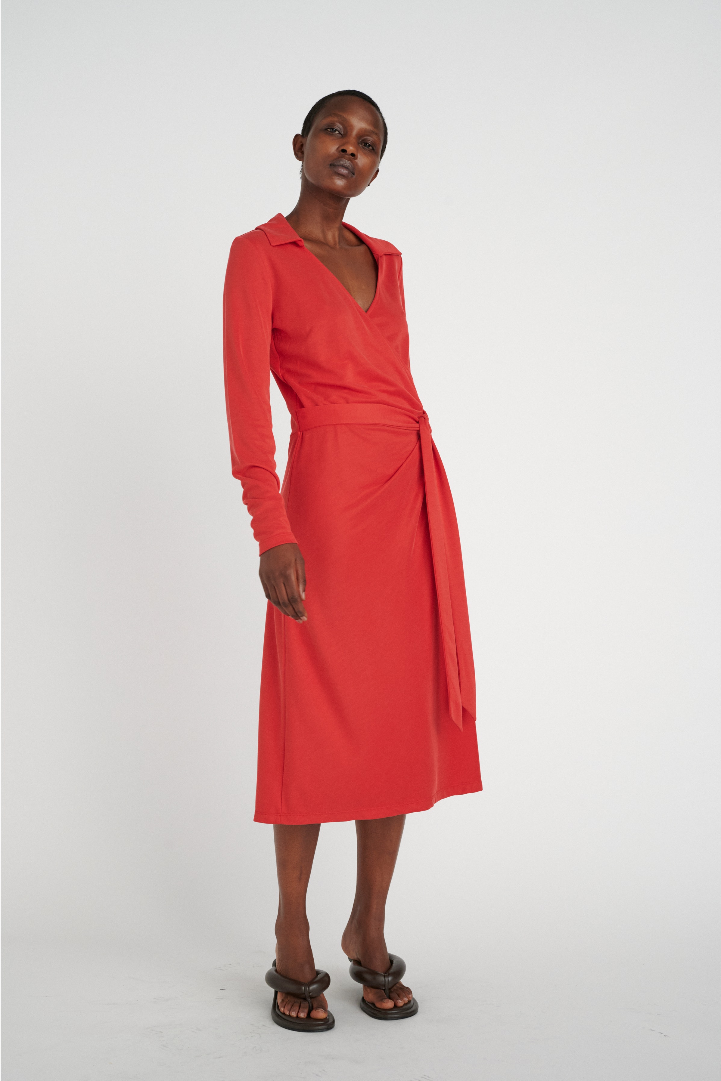 VinnyIW Dress LOOKBOOK FRONT 30106199-181659