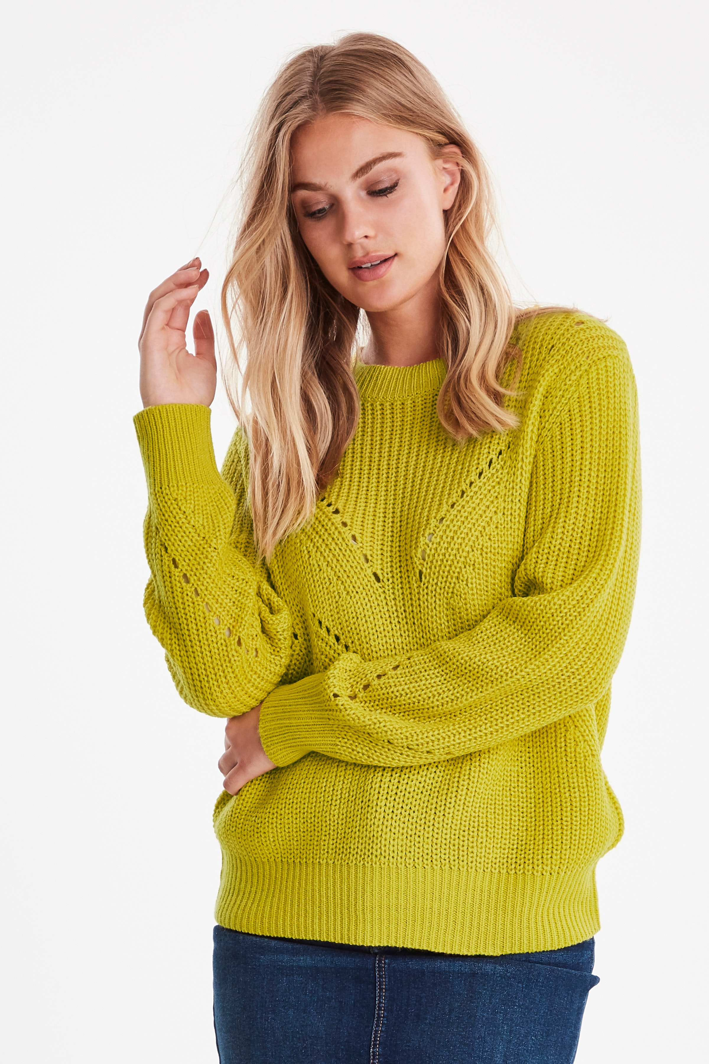 BYMelissa pullover LOOKBOOK FRONT 20807528-80727