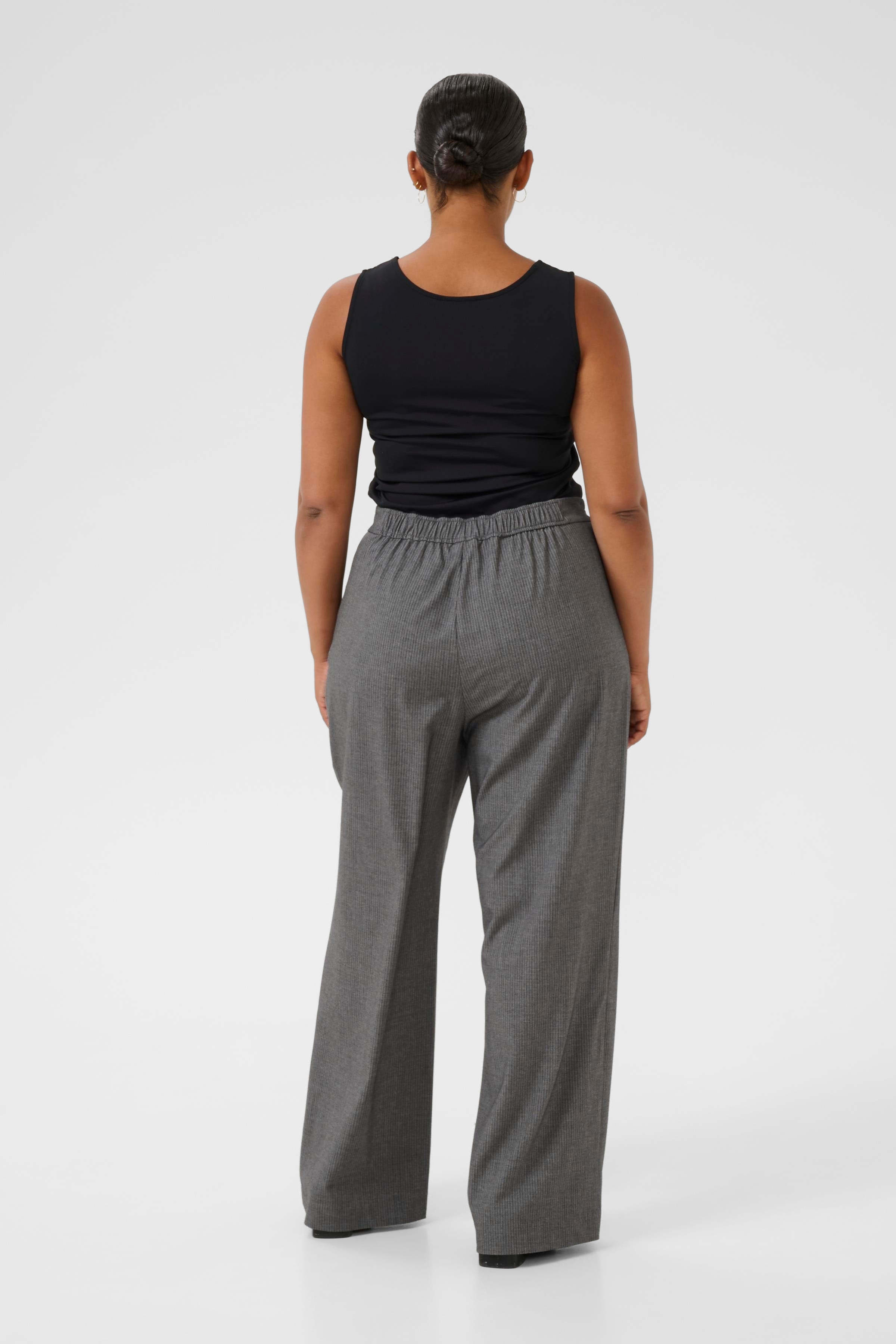 KCeliana Hose LOOKBOOK BACK 10583627-108214