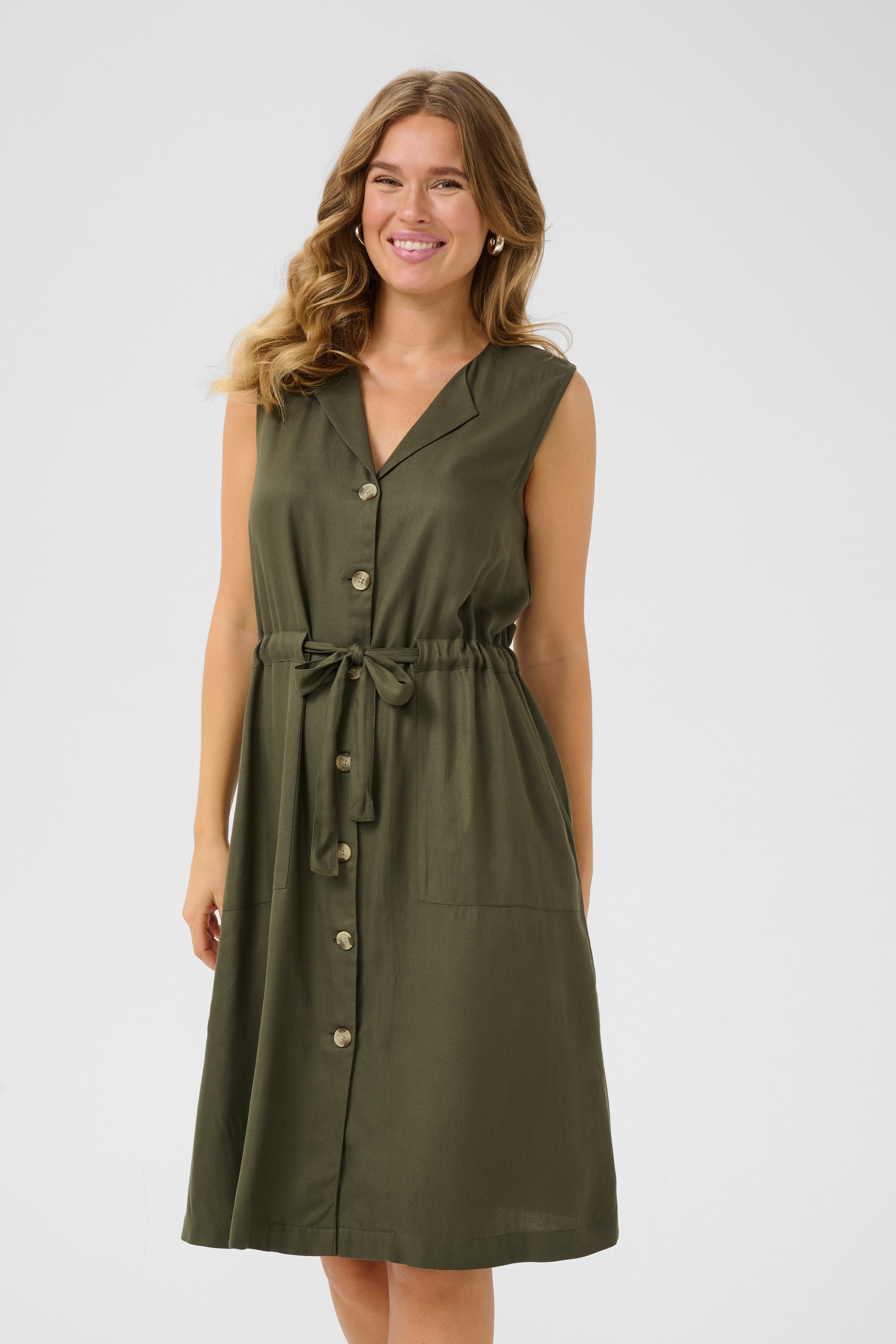 BPnila Dress LOOKBOOK FRONT 10590928-190511B