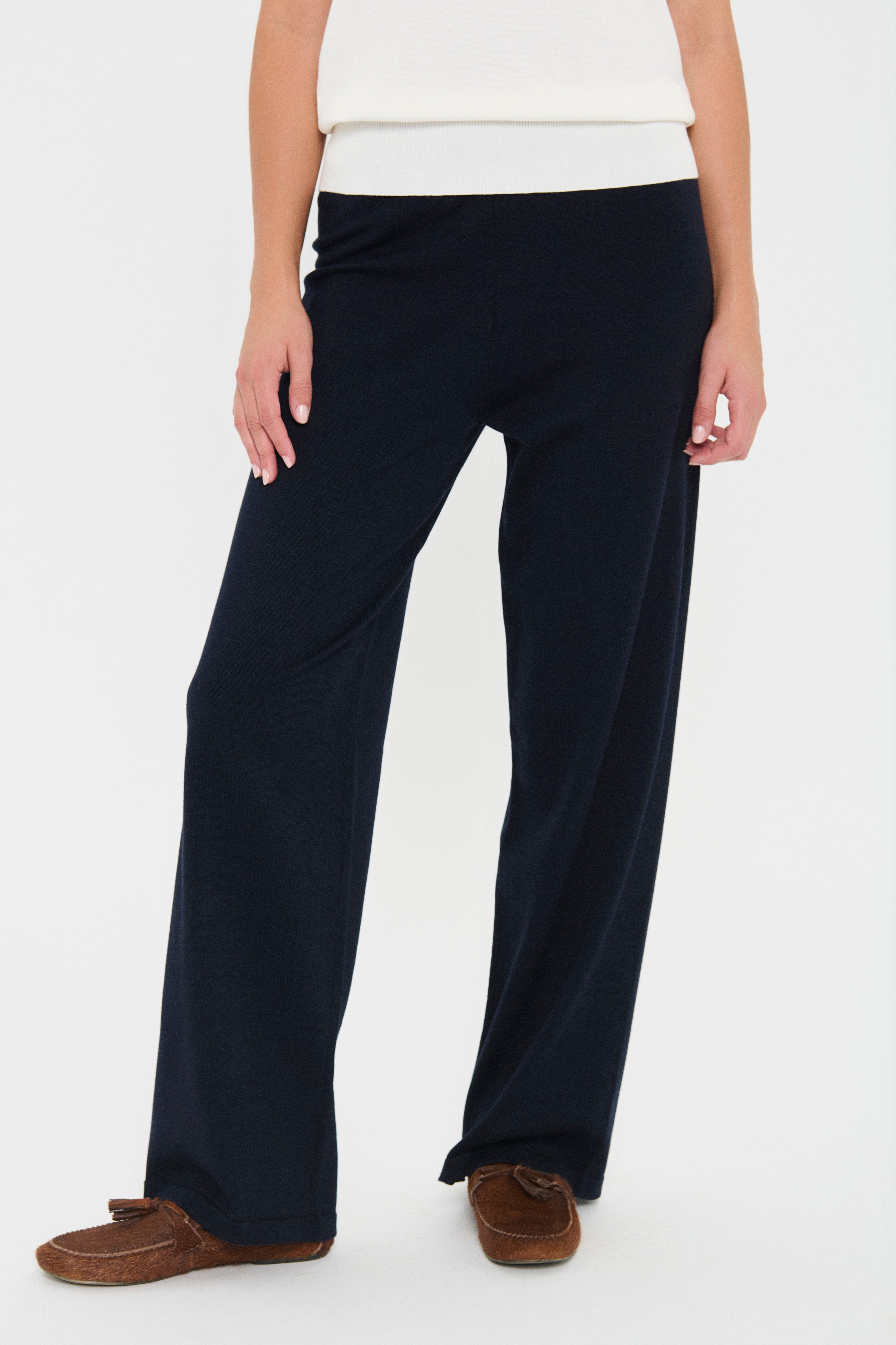 MilaSZ Trousers LOOKBOOK FRONT 30511095-193924