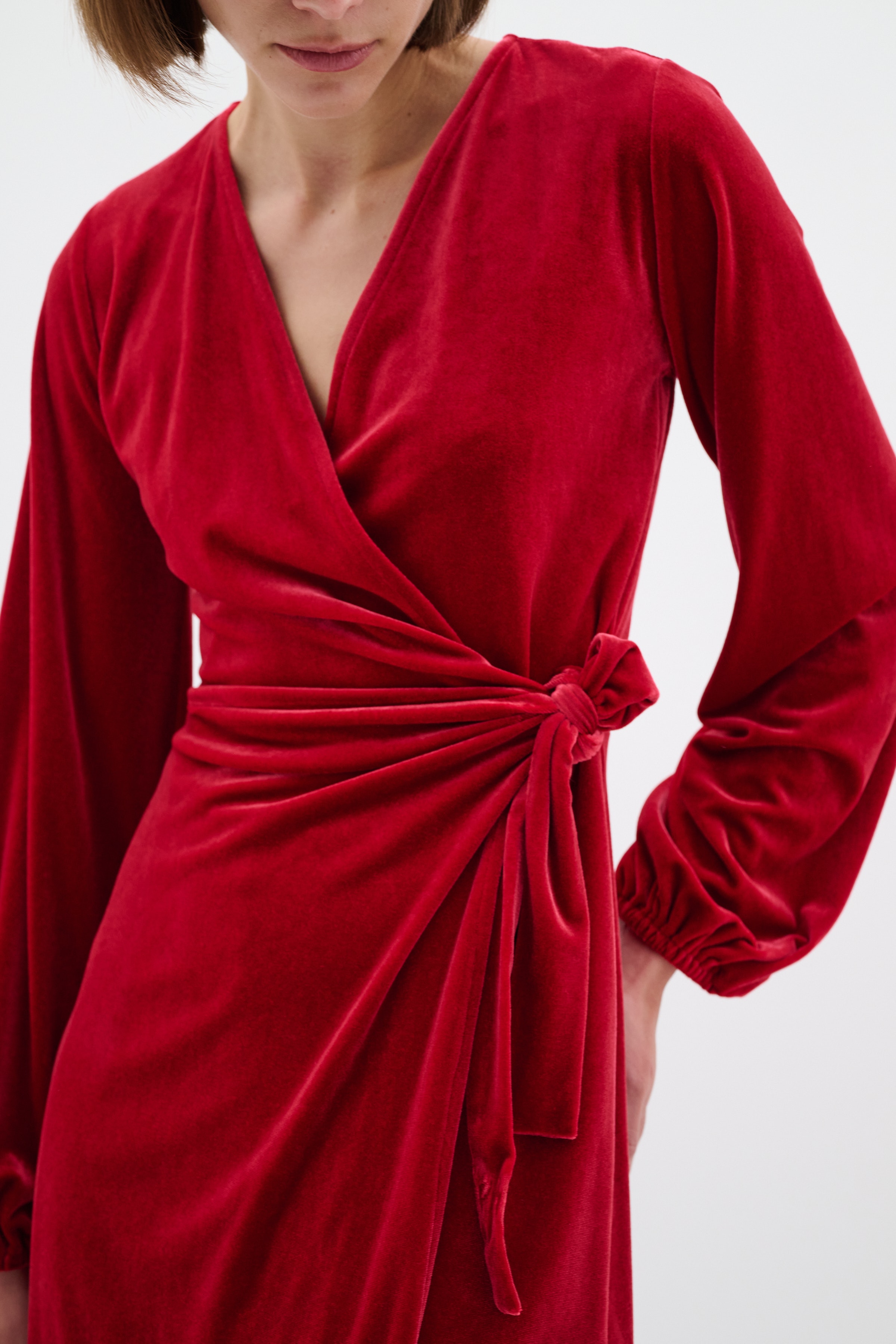 BrynnIW Goriel Velour Wrap Dress LOOKBOOK DETAIL 30110083-300421