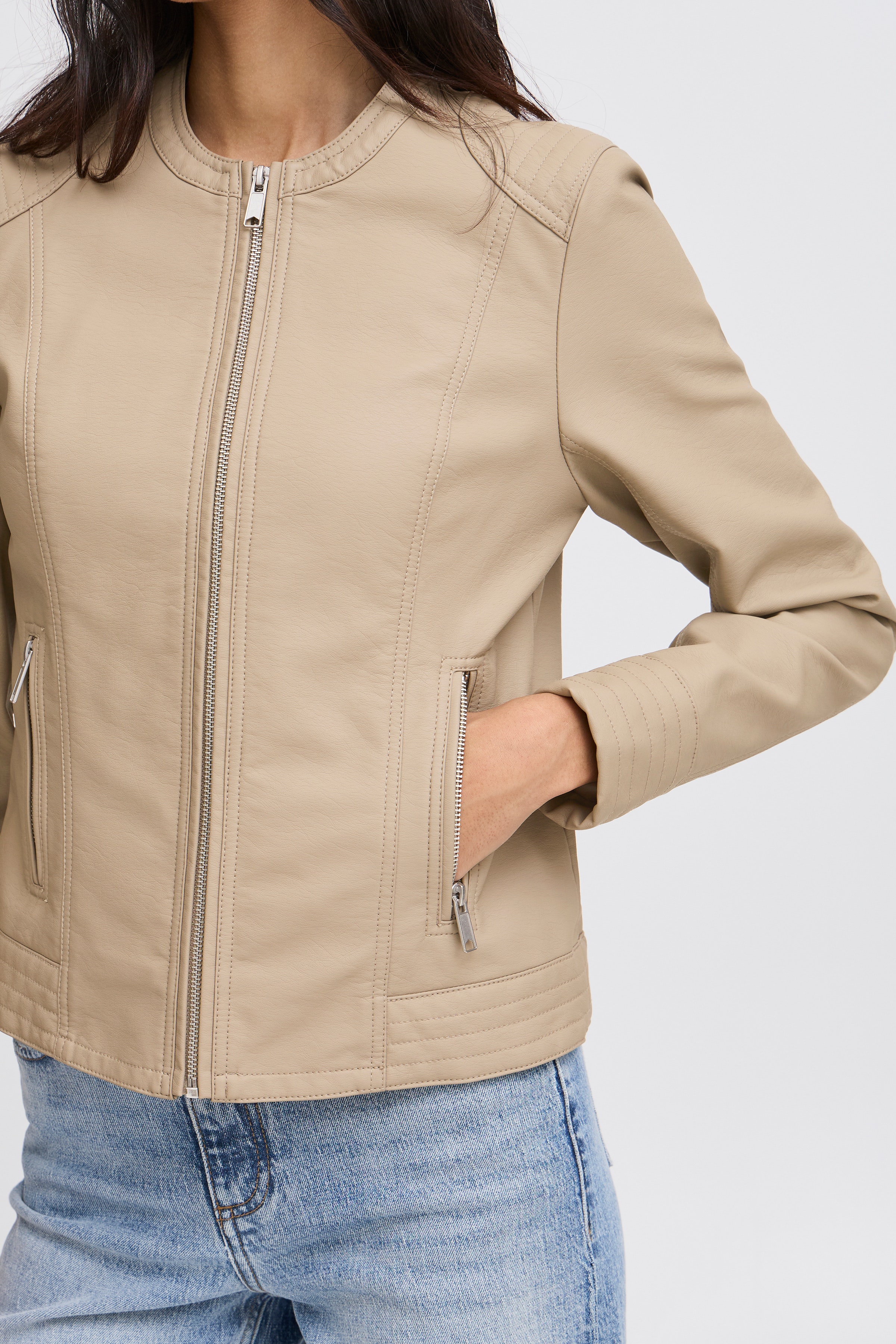 BYACOM Ytterplagg LOOKBOOK DETAIL 20809396-171105