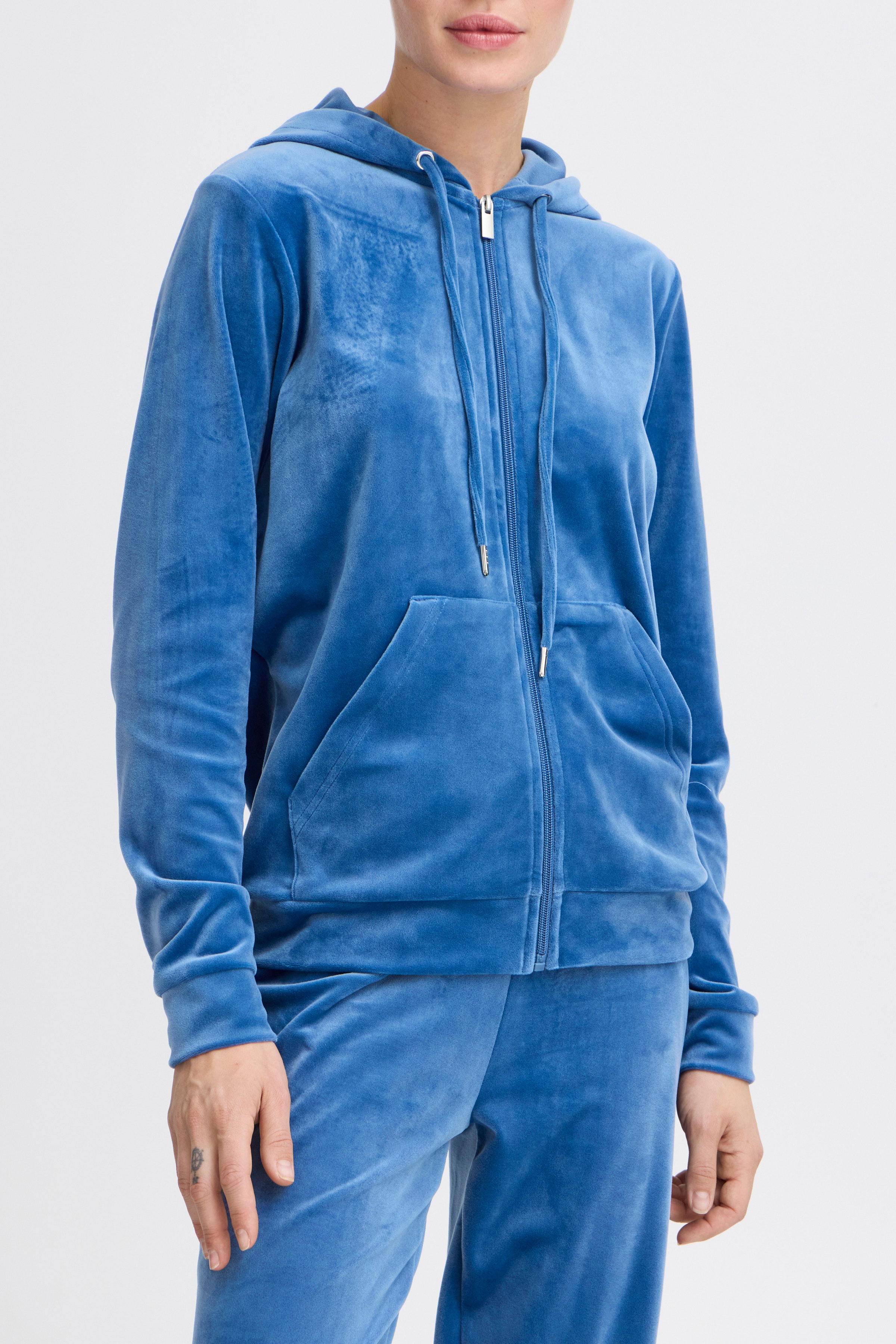 BYMITZA Joggingpak LOOKBOOK DETAIL 20810786-183929