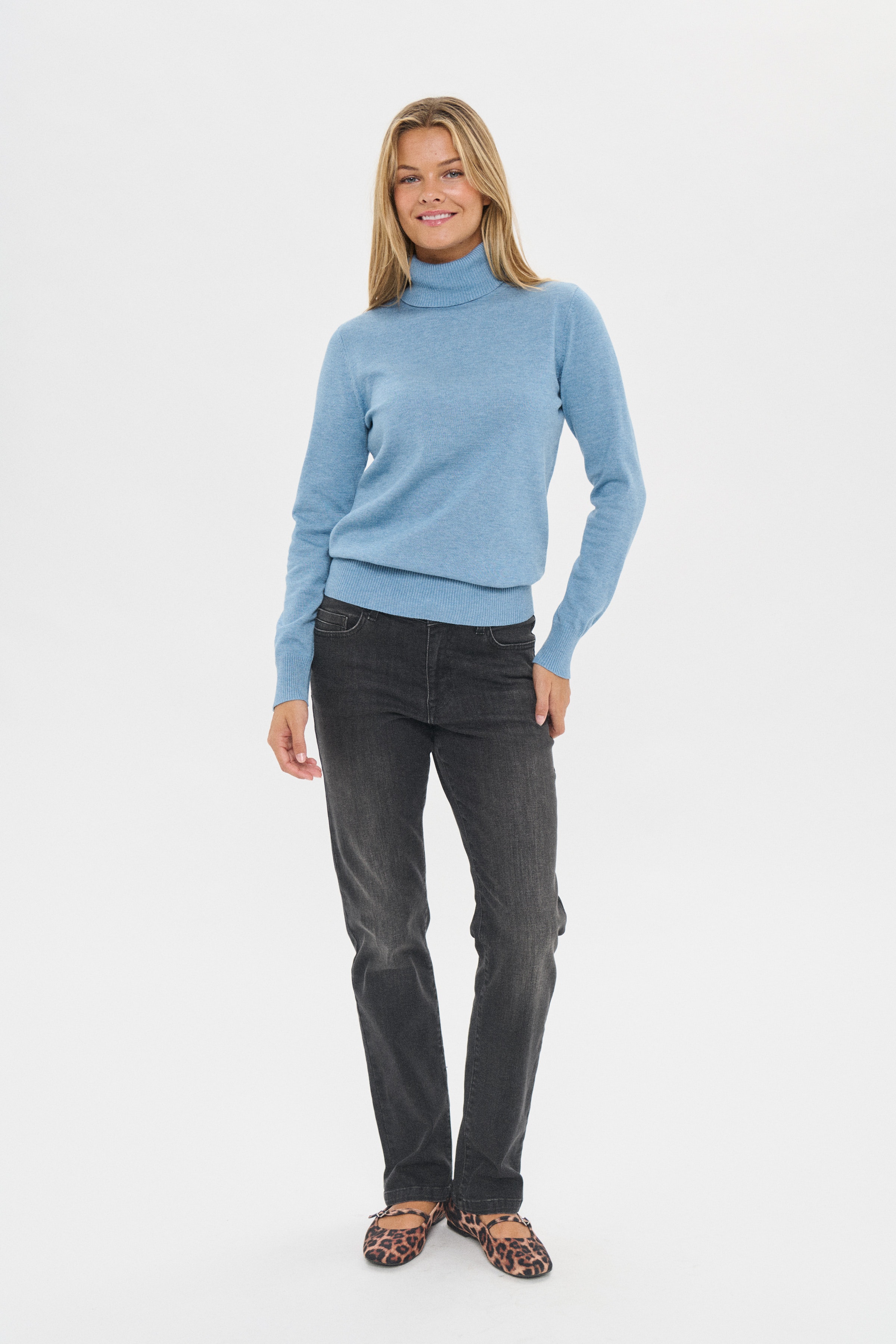 MilaSZ Rollneck Pullover LOOKBOOK FRONT 30500018-1740201