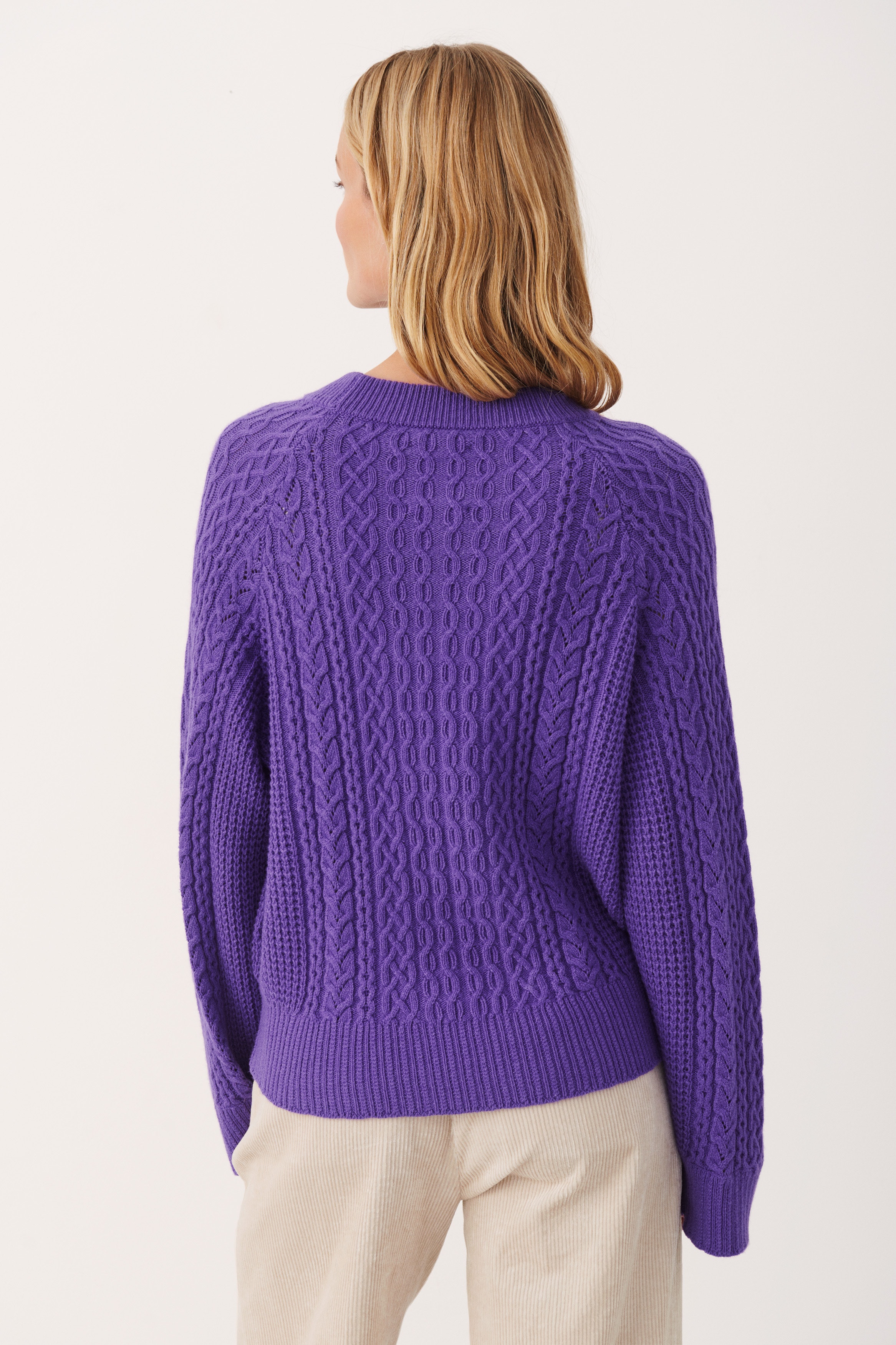 ViePW Pullover LOOKBOOK BACK 30307429-183838