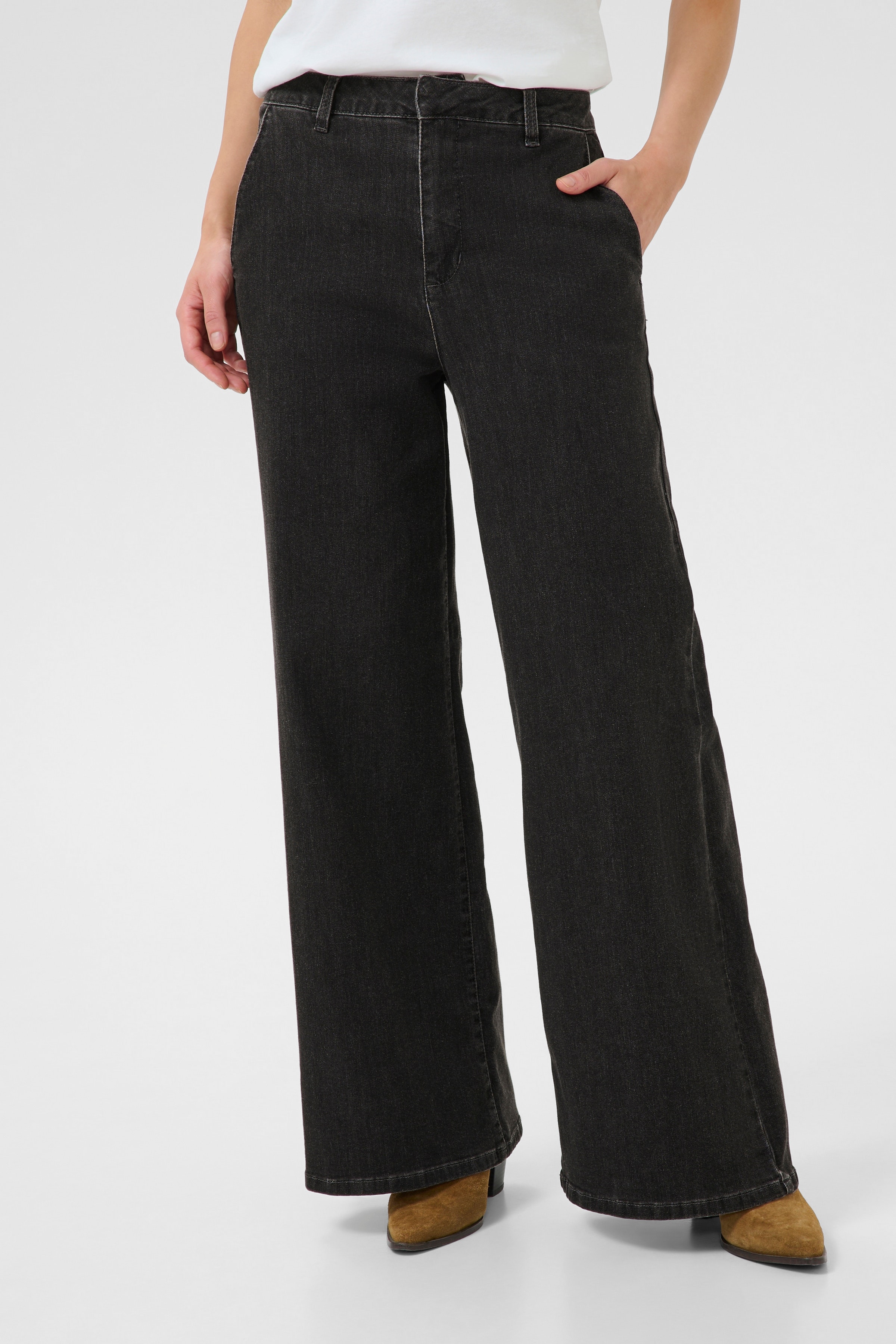 CRVisti Jeans LOOKBOOK FRONT 10612286-107963