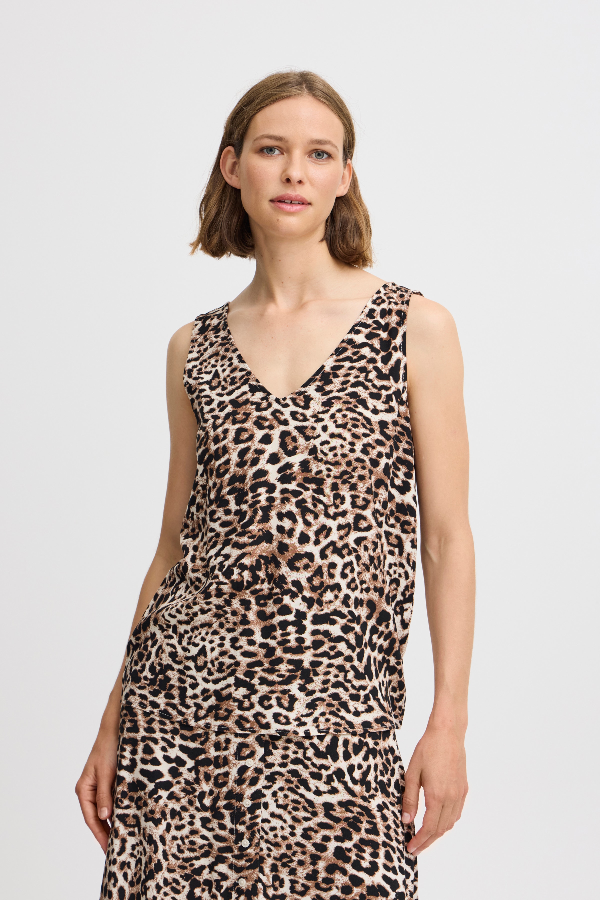 BYMMJOELLA Top LOOKBOOK FRONT 20814525-204522