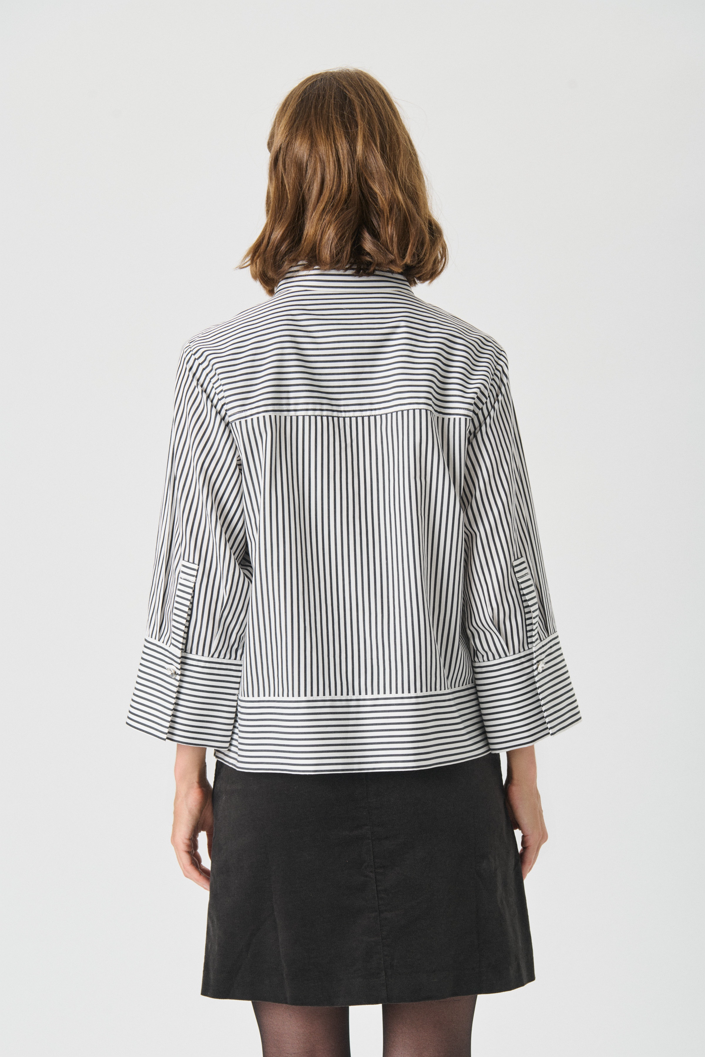 VinnyPW Shirt LOOKBOOK BACK 30310166-304404